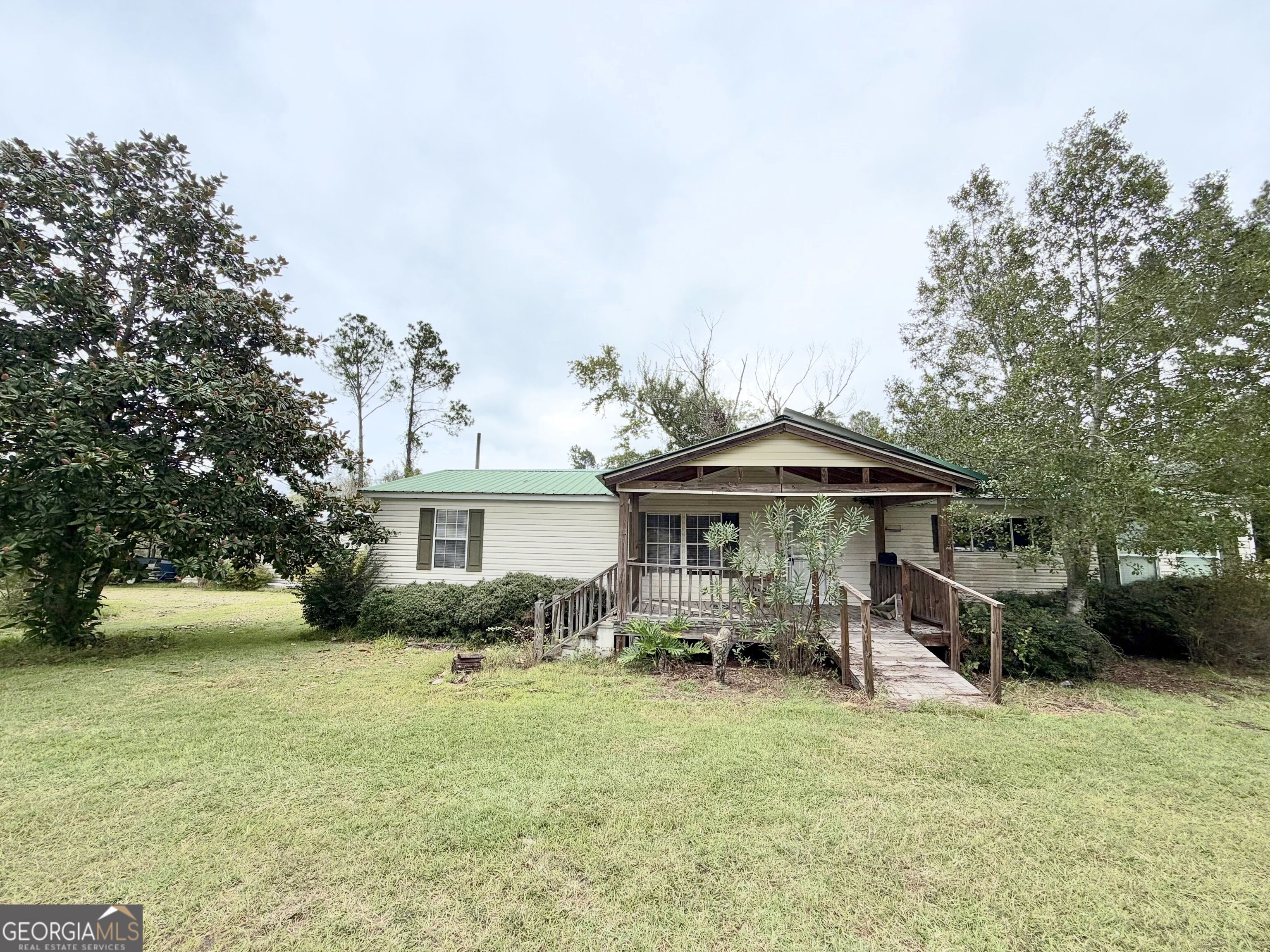 698 Pat Dixon Road Property Photo 1