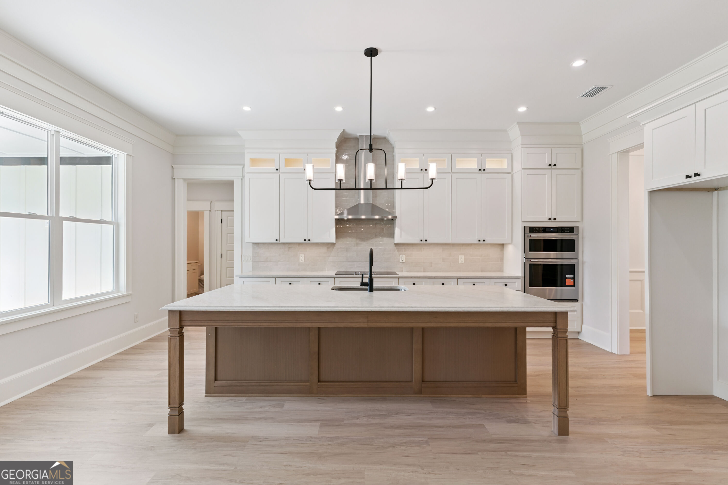 139 Winding Trail Property Photo 6