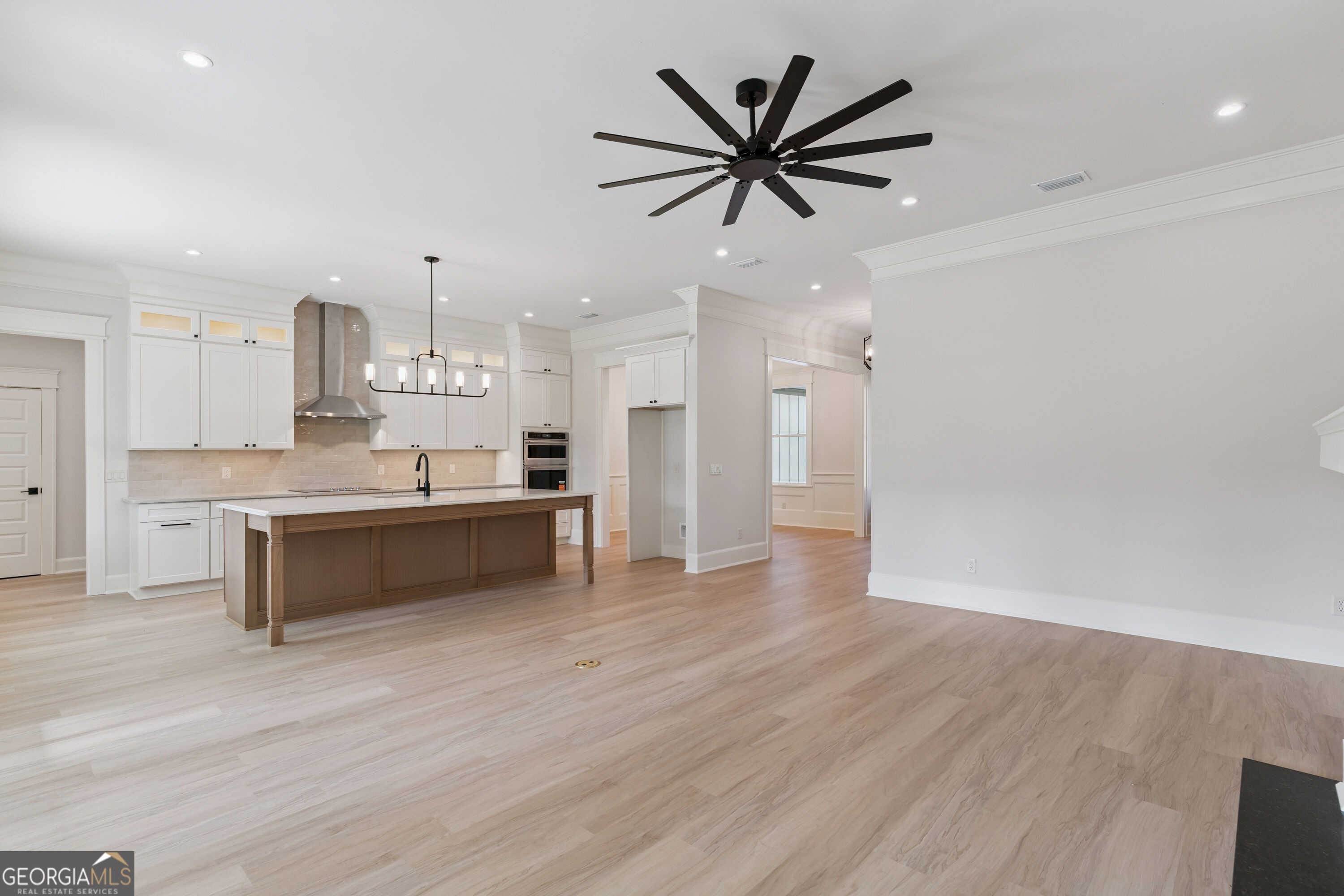 139 Winding Trail Property Photo 11
