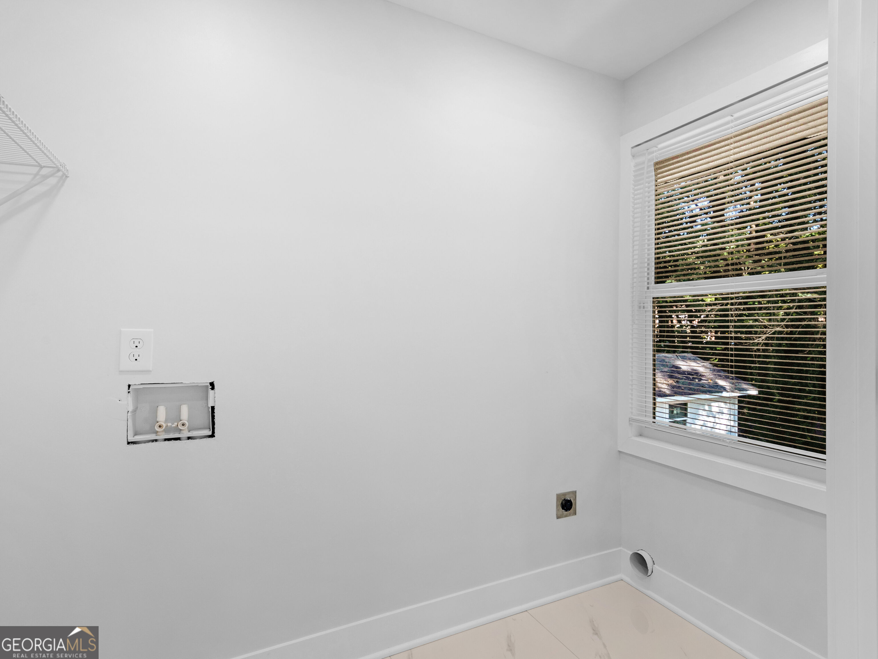 984 Morrow Road Property Photo 9