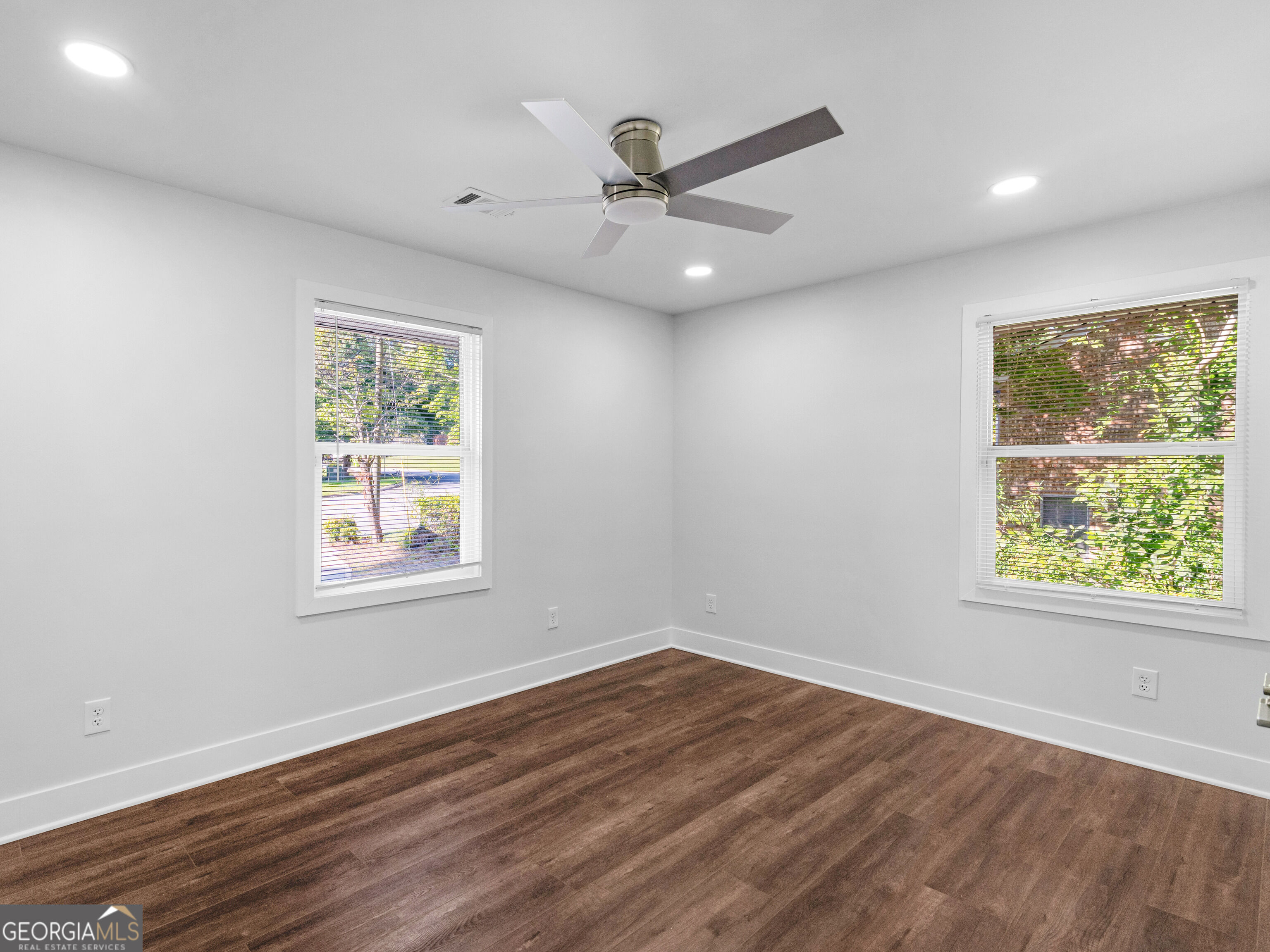 984 Morrow Road Property Photo 13