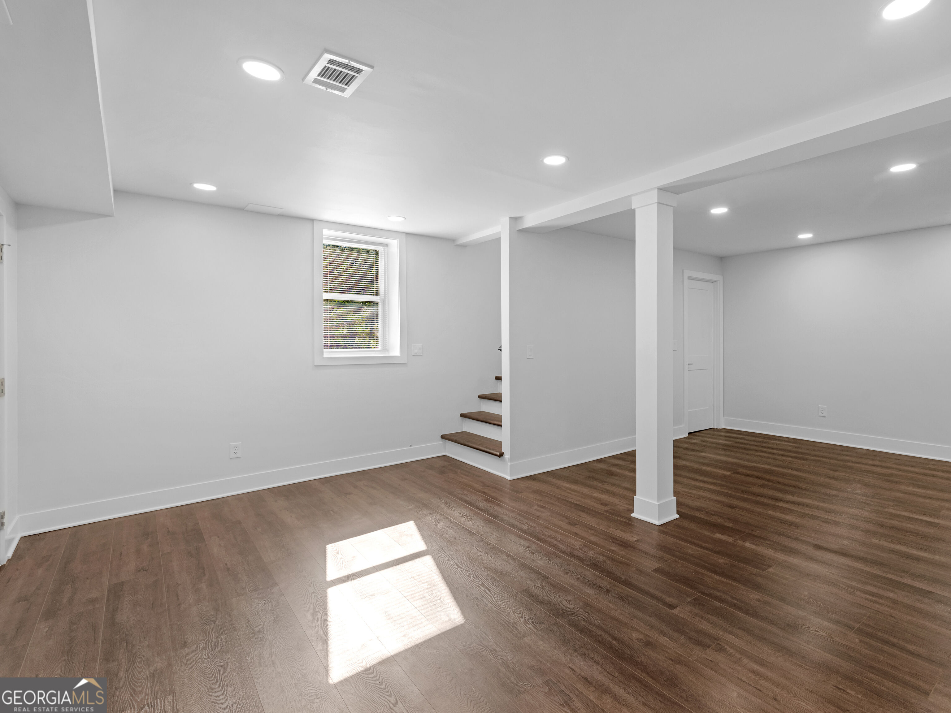 984 Morrow Road Property Photo 21