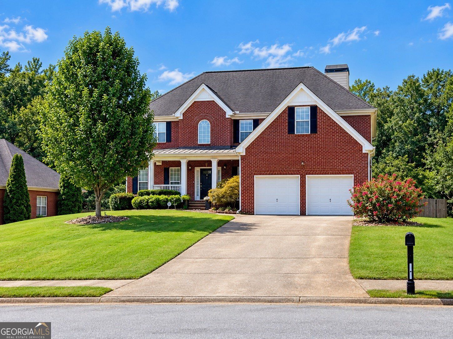 2016 Club Bay Drive Property Photo 1