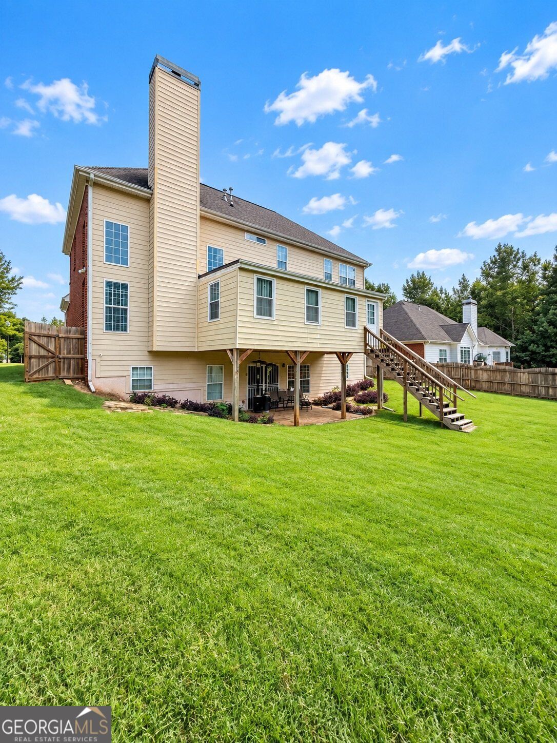 2016 Club Bay Drive Property Photo 6