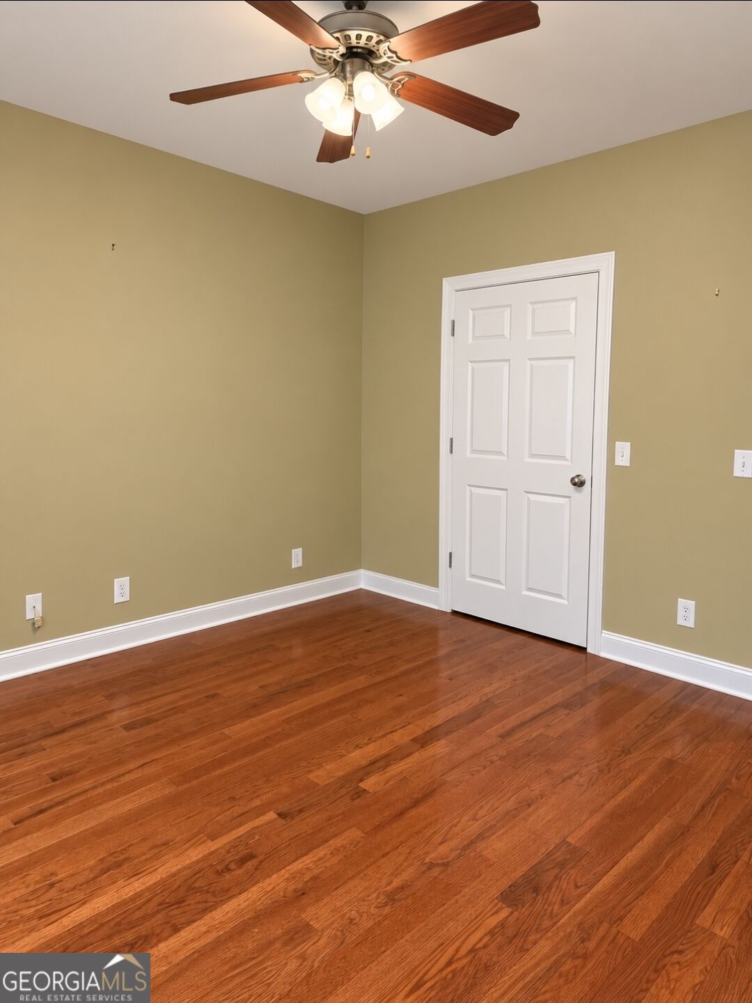 97 E Riley Property Photo 20