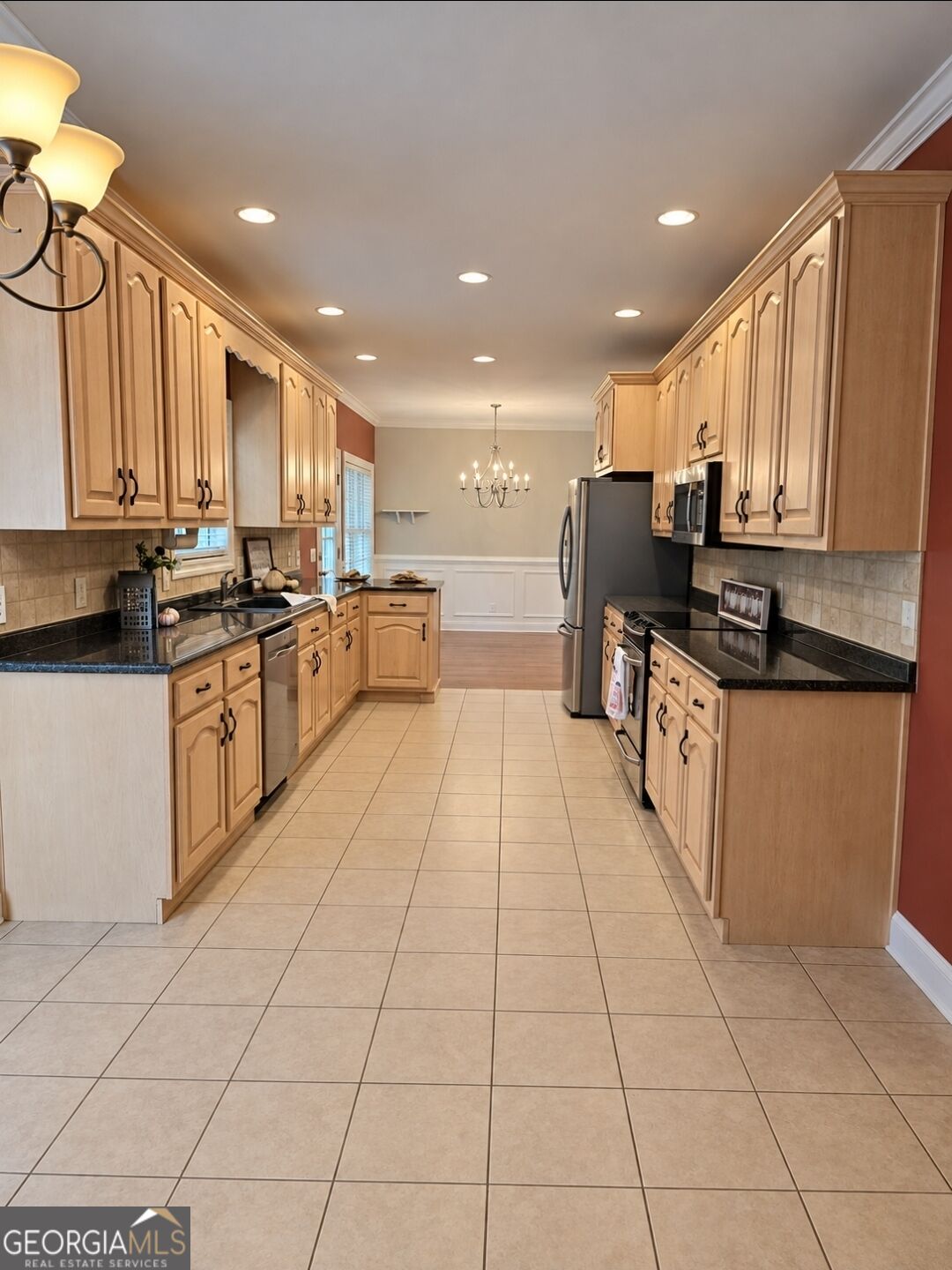 97 E Riley Property Photo 49