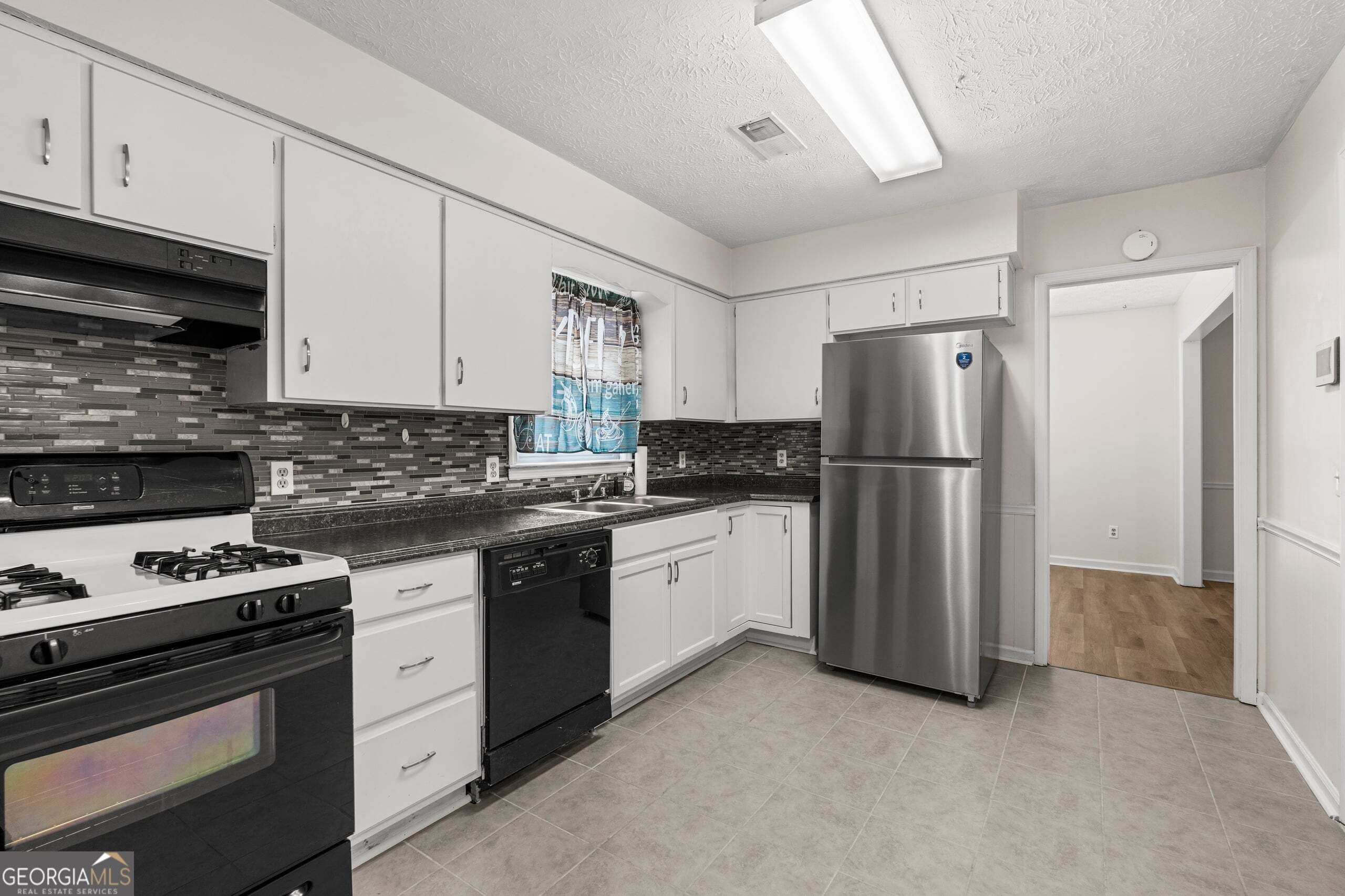 5453 Cranston Drive Property Photo 23