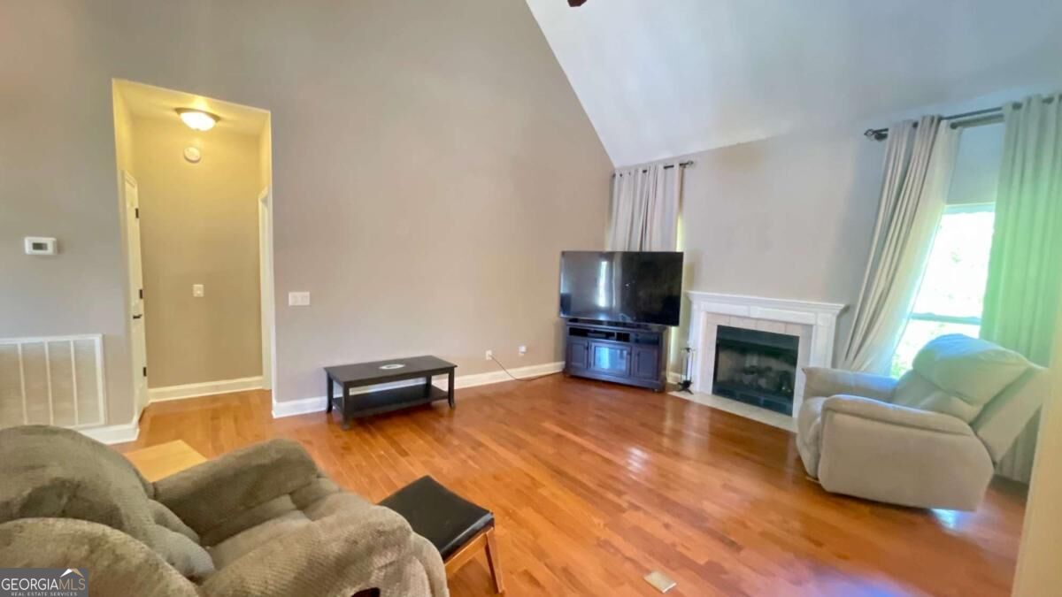 301 Hidden Oaks Drive Property Photo 16