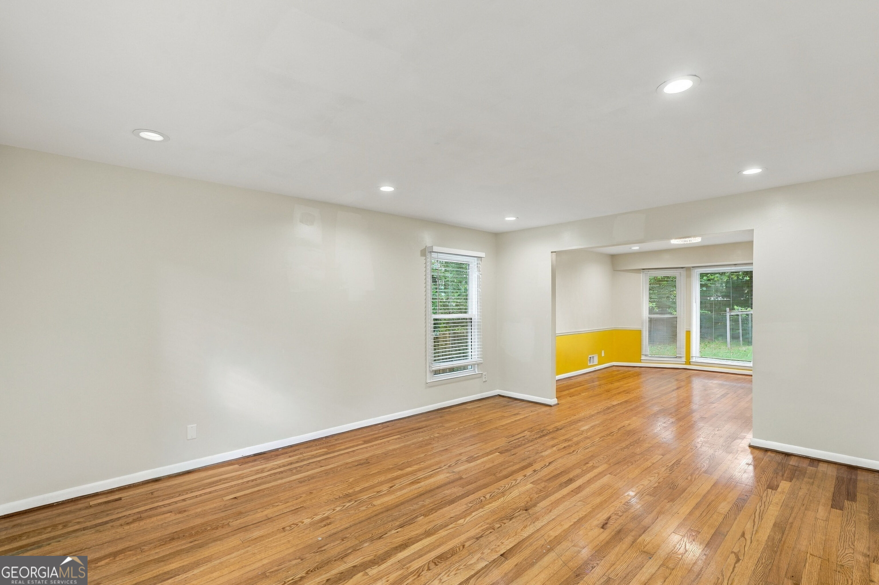 3310 Chase Road Property Photo 8