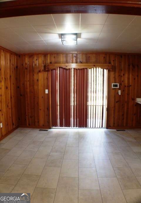 1306 Edgewood Drive Property Photo 4