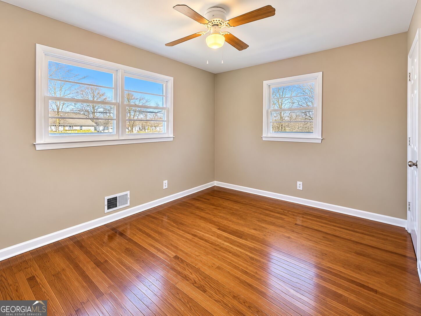 1091 Mountain View Road Nw Property Photo 16