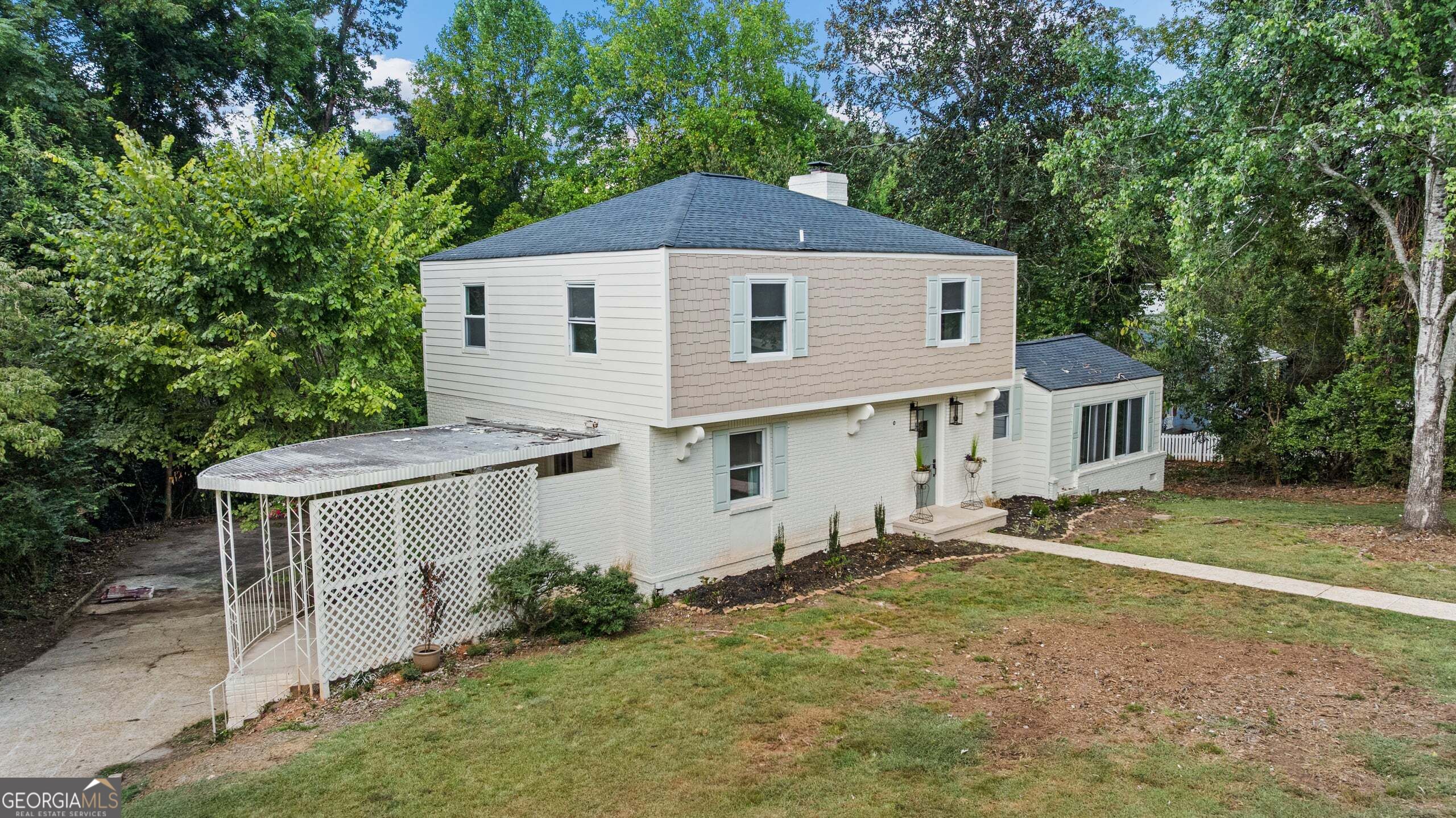 107 Ridgecrest Road Property Photo 1