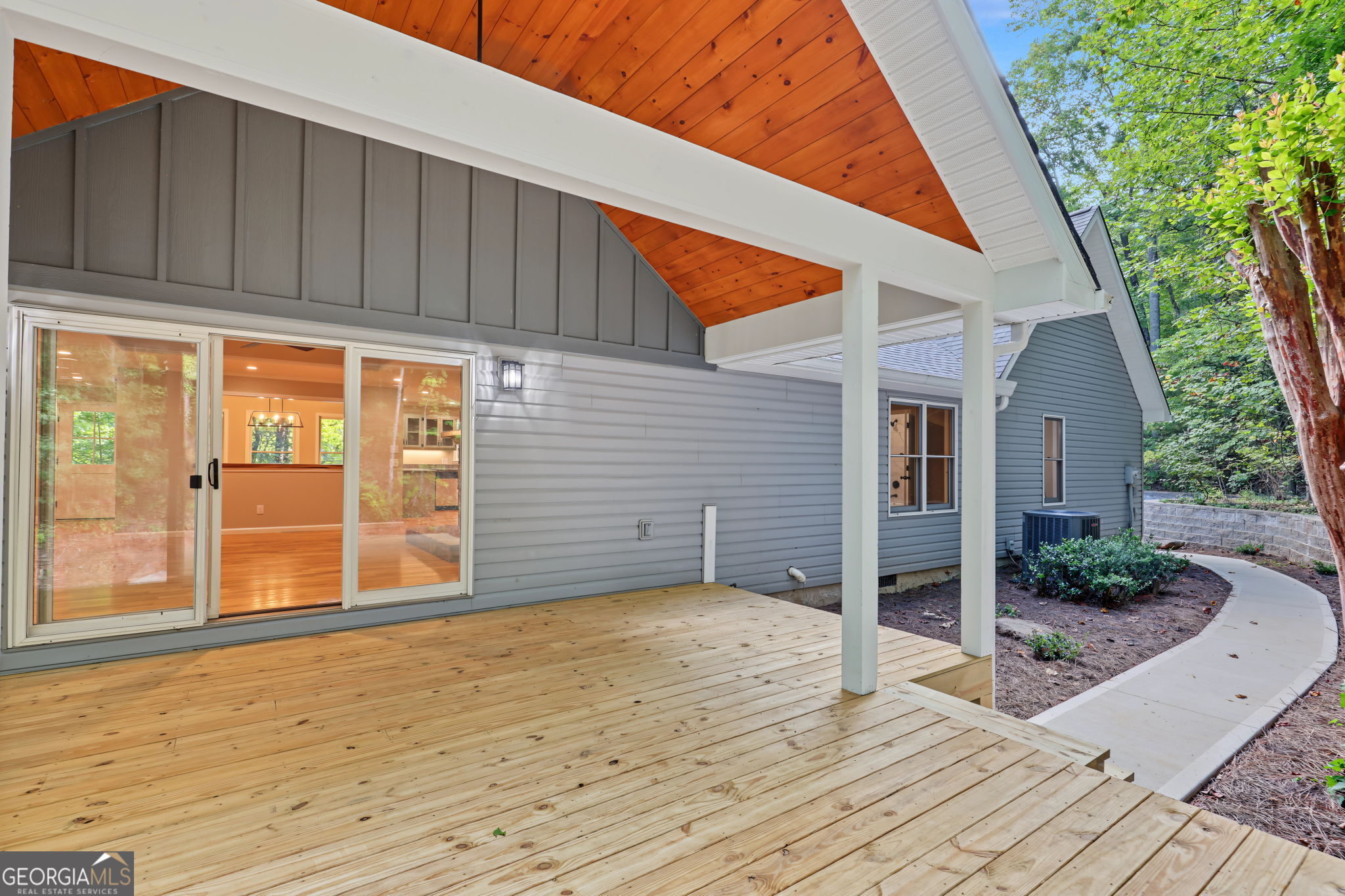 623 Deerfield Drive Property Photo 26