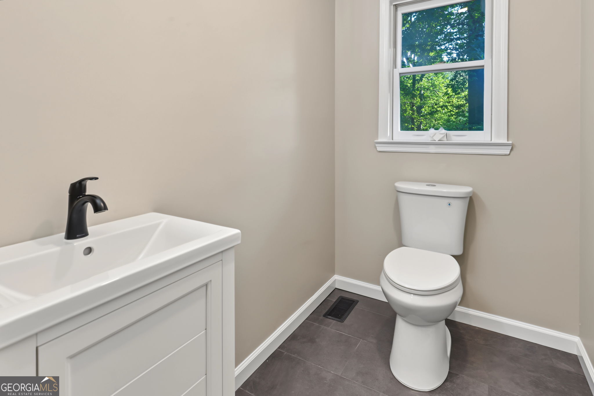 623 Deerfield Drive Property Photo 40