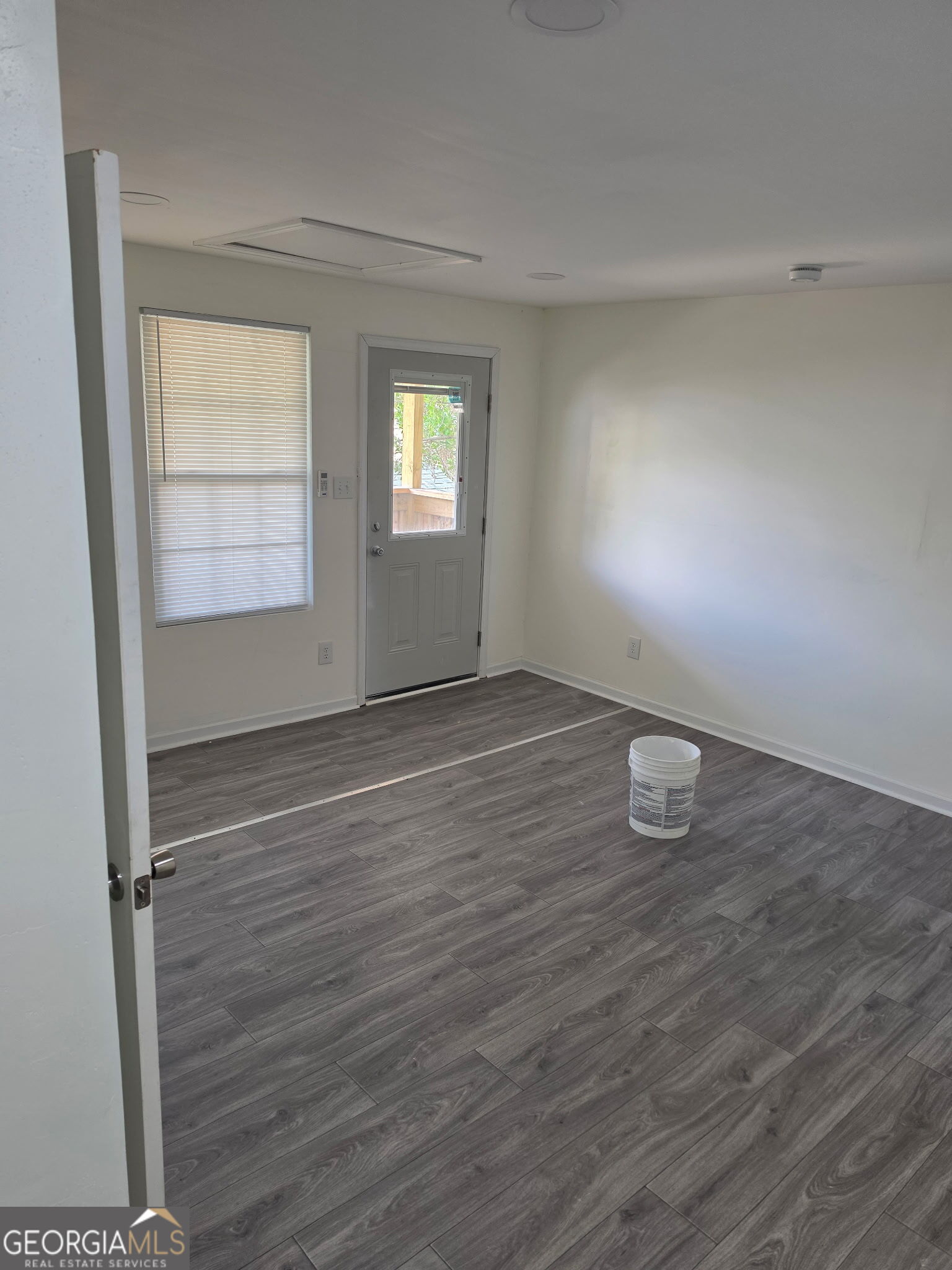 2710 Napier Avenue Property Photo 28