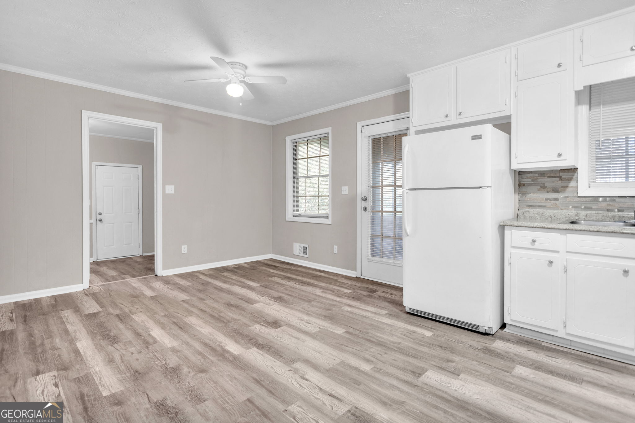 6500 Connell Road Property Photo 12