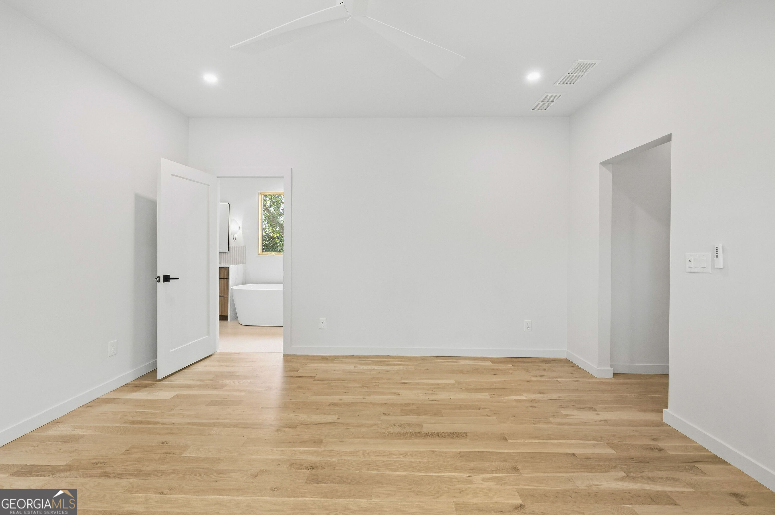 1010 Boulevard Se # A Property Photo 20