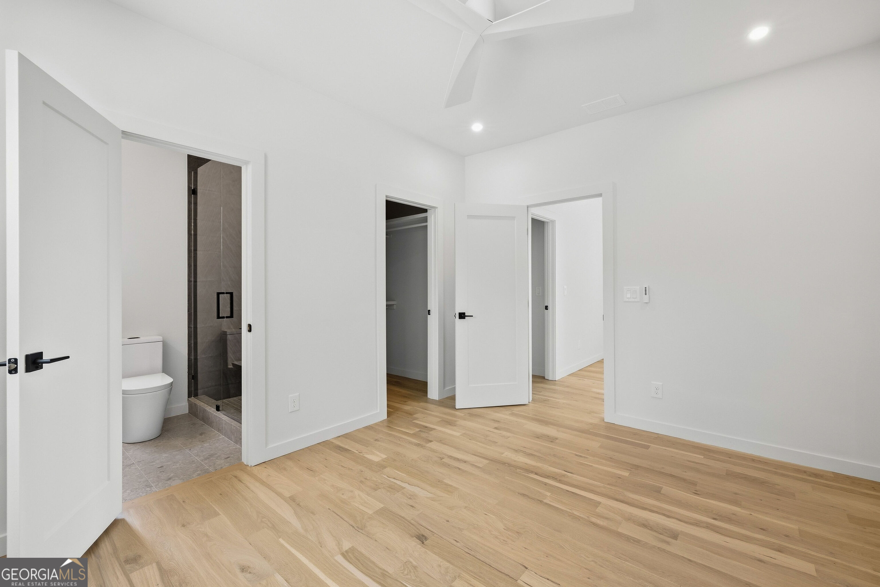 1010 Boulevard Se # A Property Photo 26