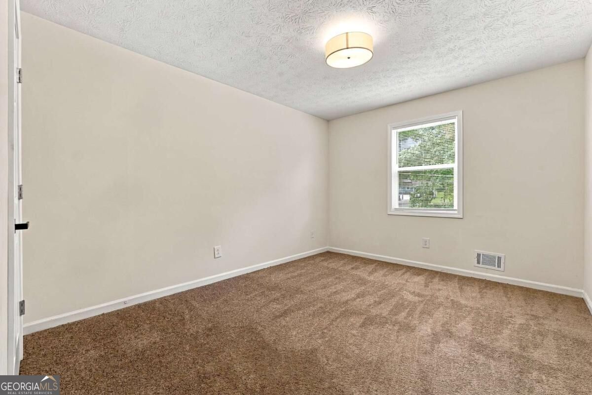 1001 Martin Road Property Photo 38