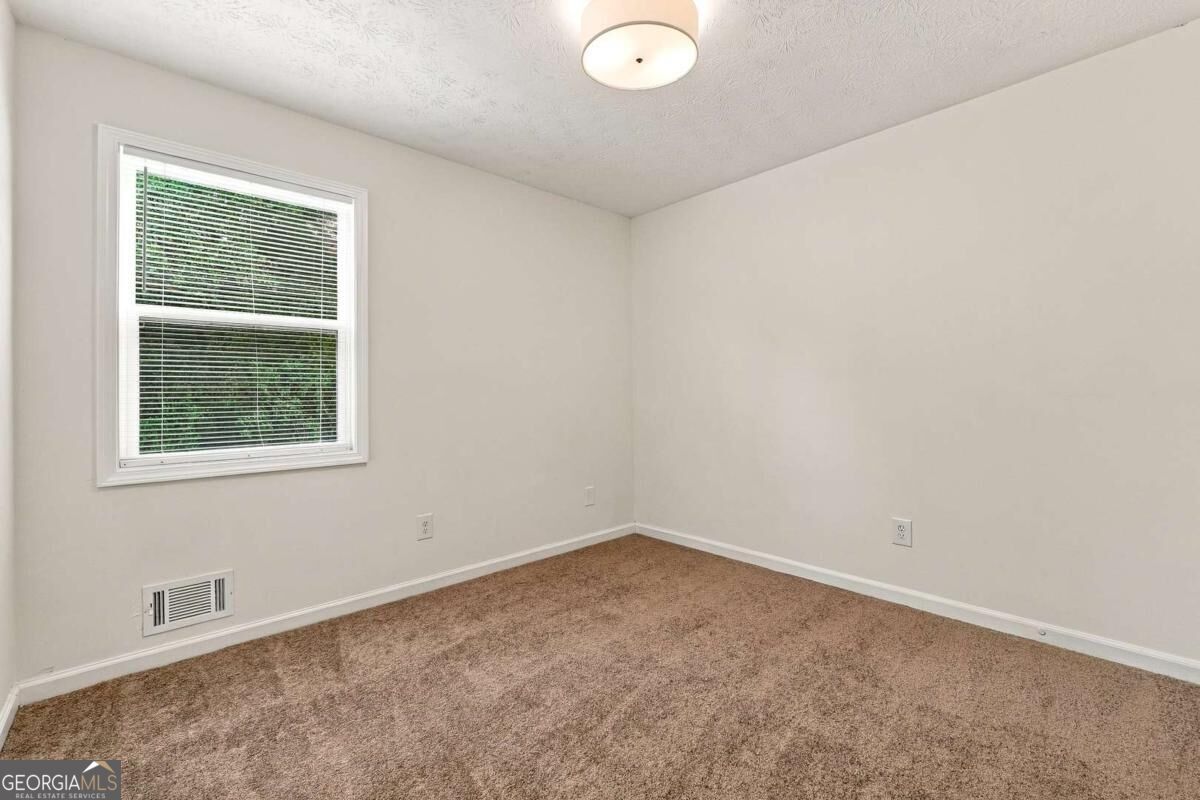 1001 Martin Road Property Photo 39