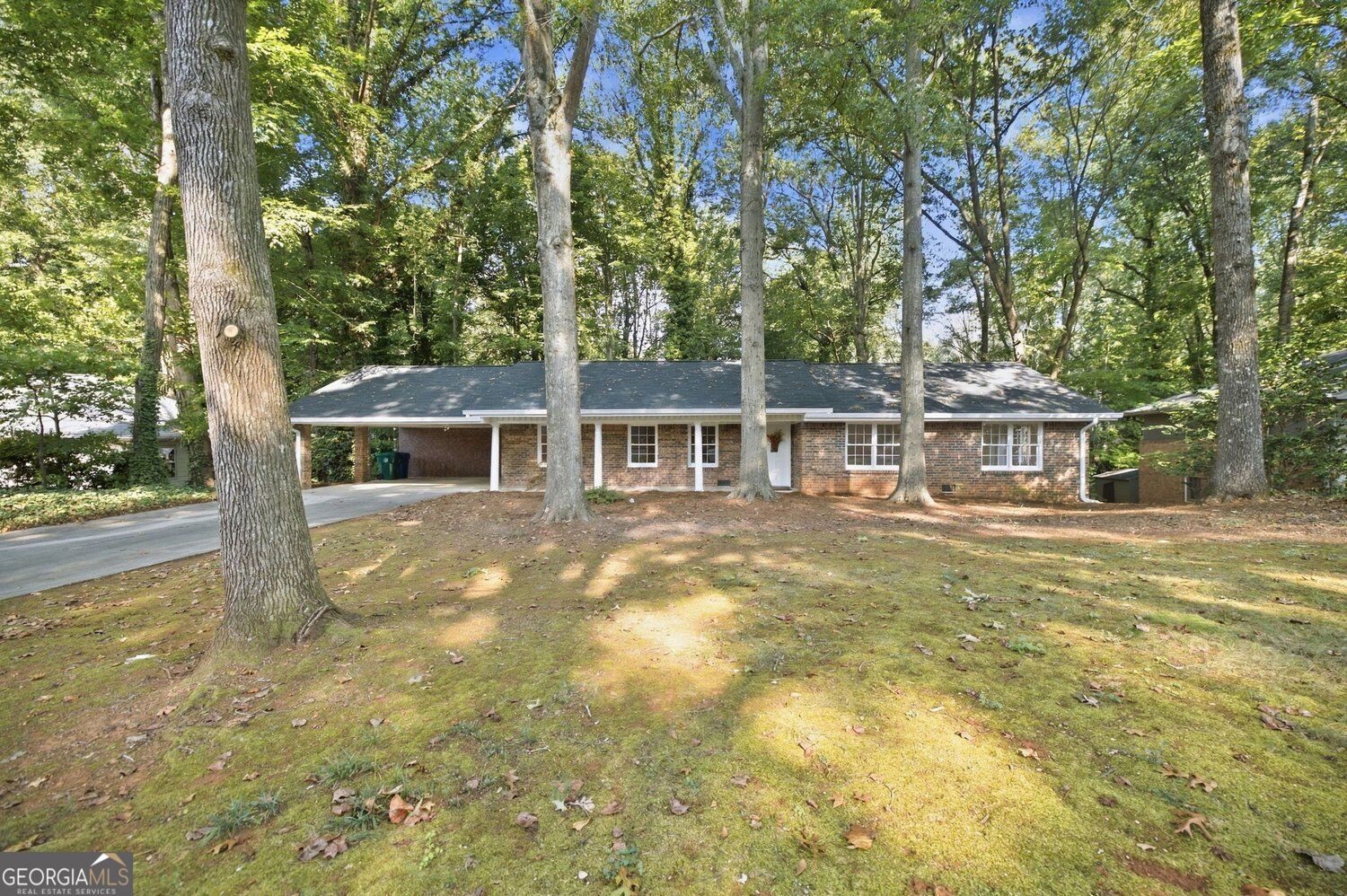 3924 Menlo Drive Property Photo 1