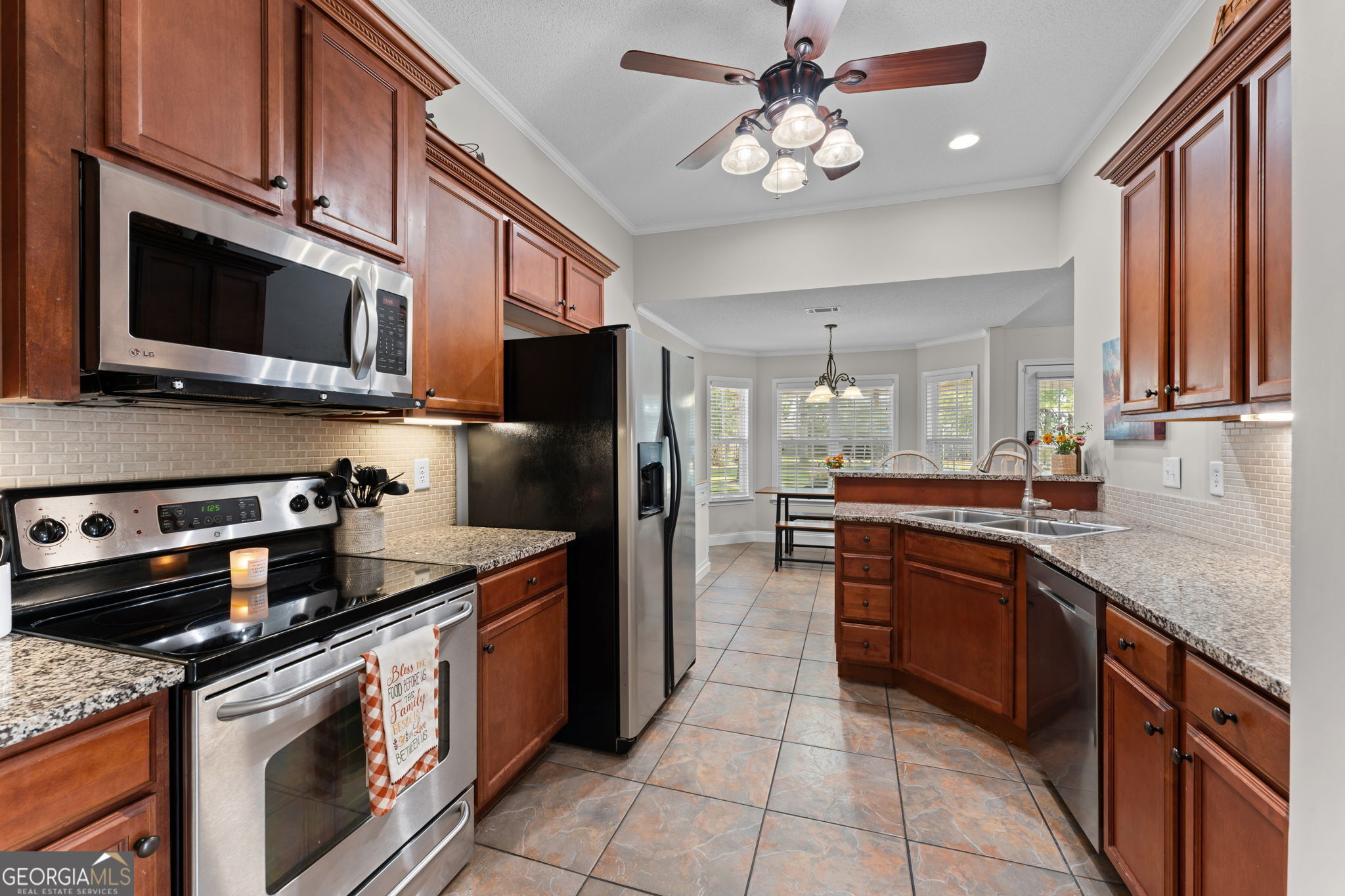 204 Galloway Street Property Photo 12