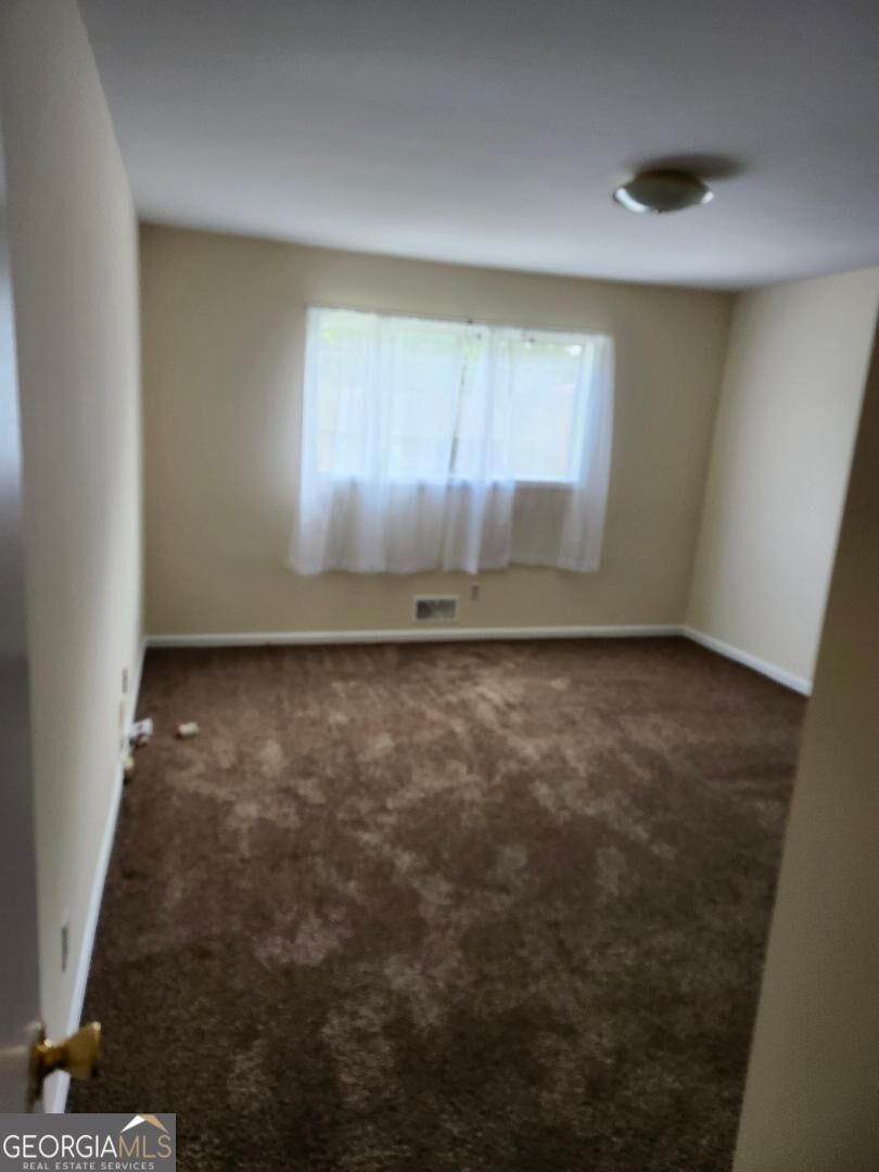 2325 Wexford Drive Property Photo 6