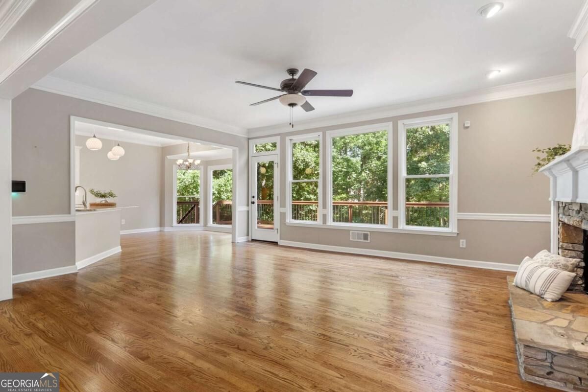 135 Grand Avenue Property Photo 20
