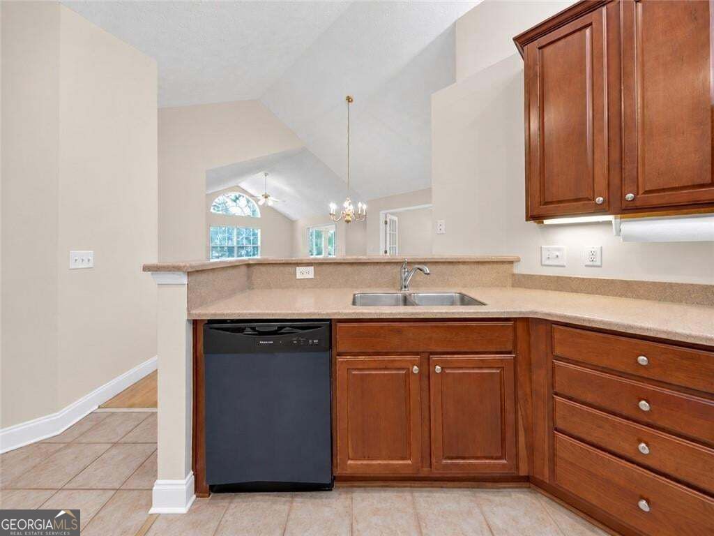 142 Vintage Club Circle Property Photo 9
