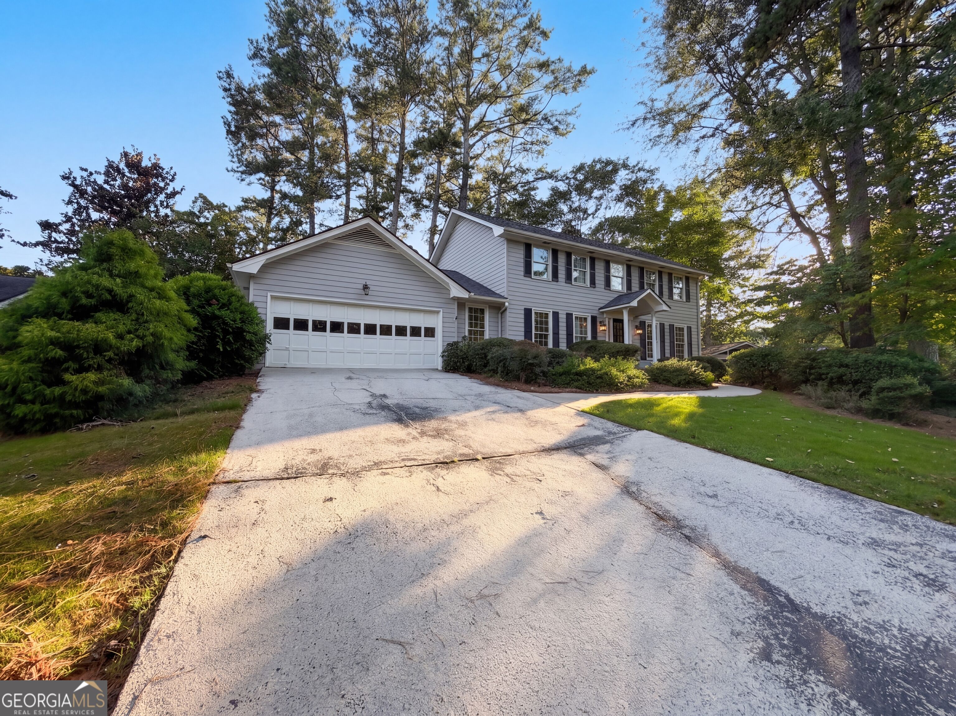 1127 Aurora Court Property Photo 1