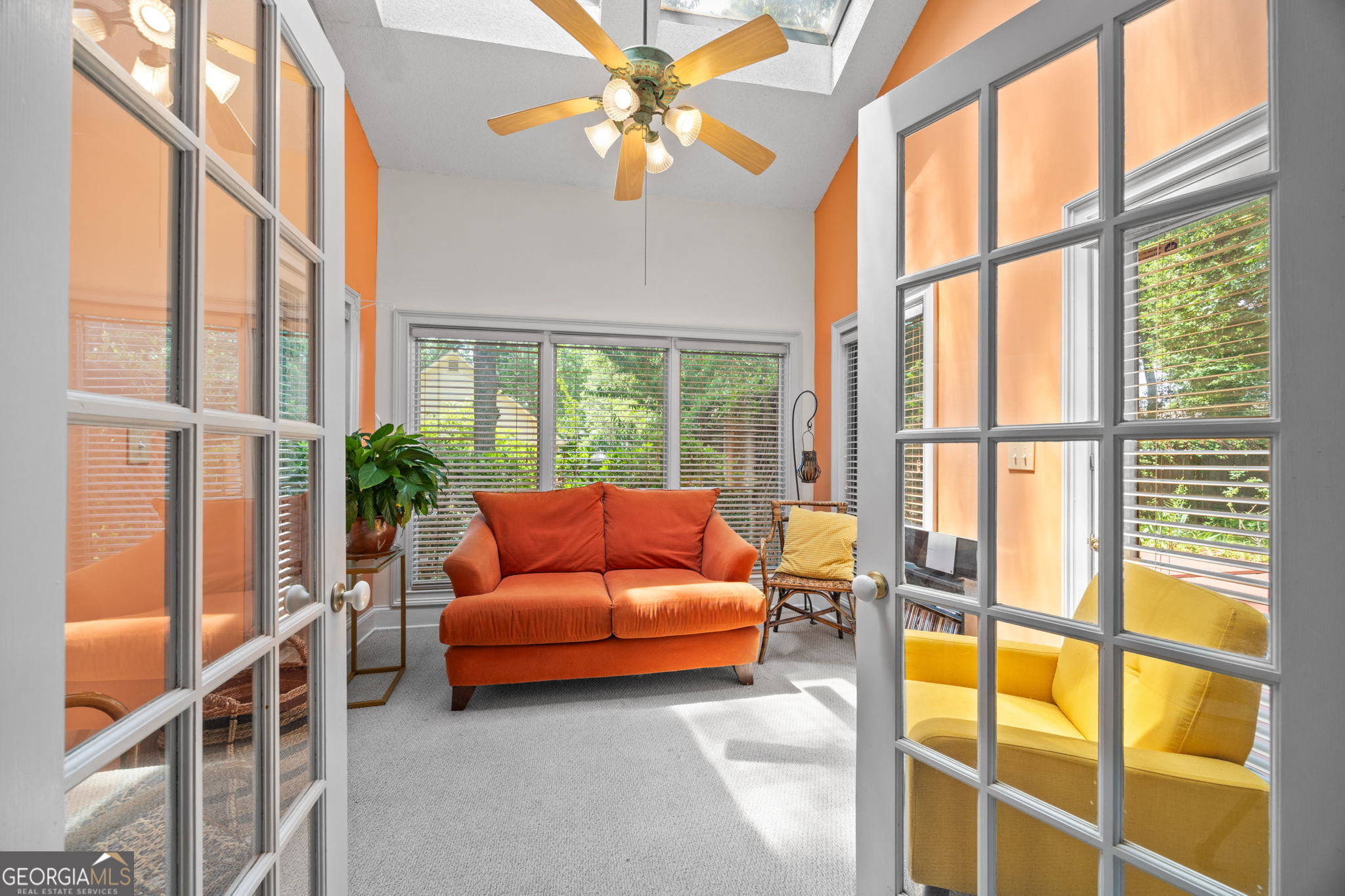 2335 Ettas Circle Se Property Photo 8