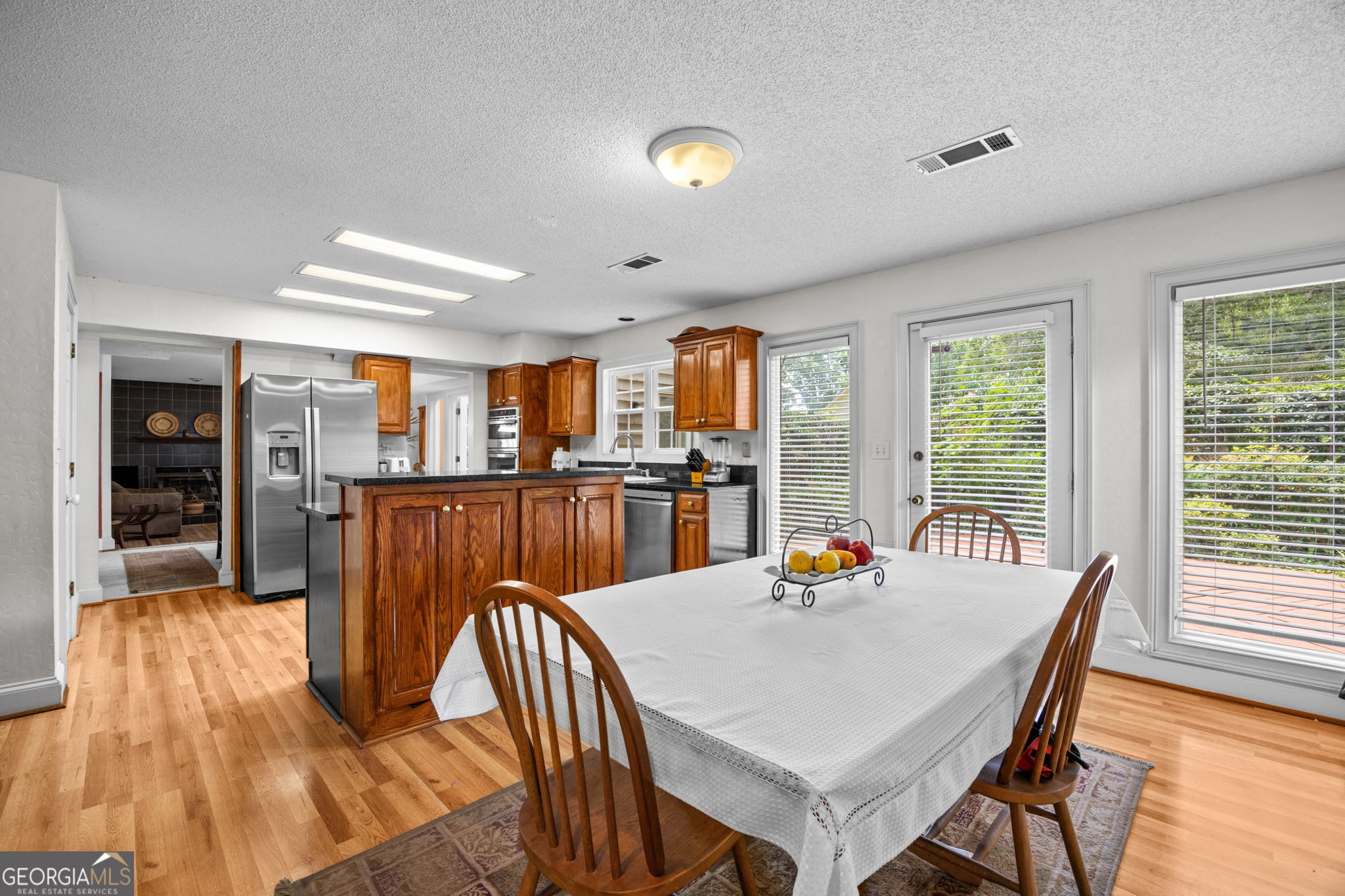 2335 Ettas Circle Se Property Photo 16