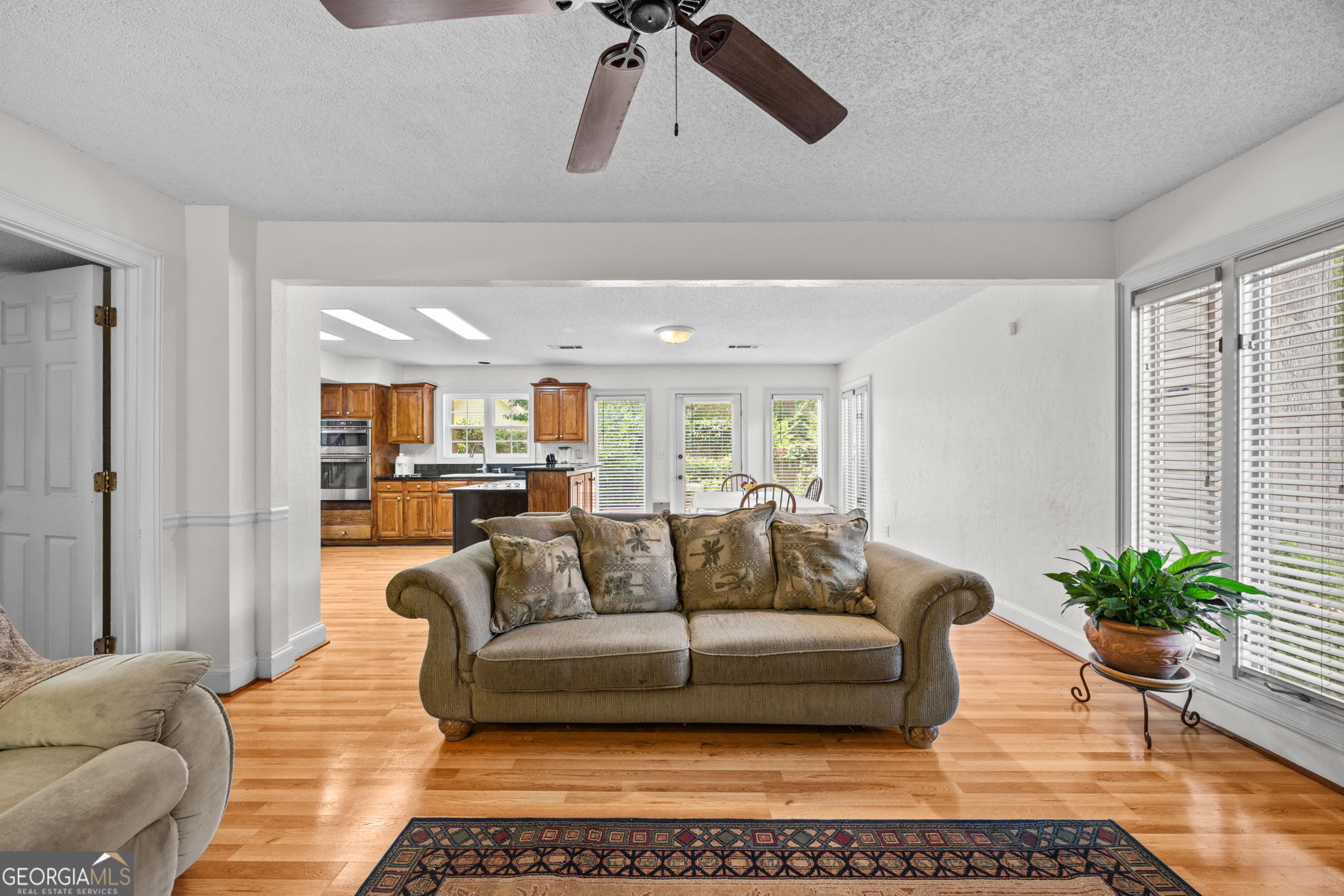 2335 Ettas Circle Se Property Photo 17