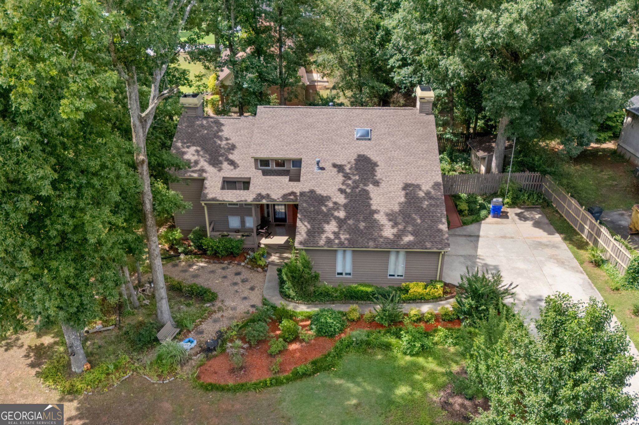 2335 Ettas Circle Se Property Photo 36