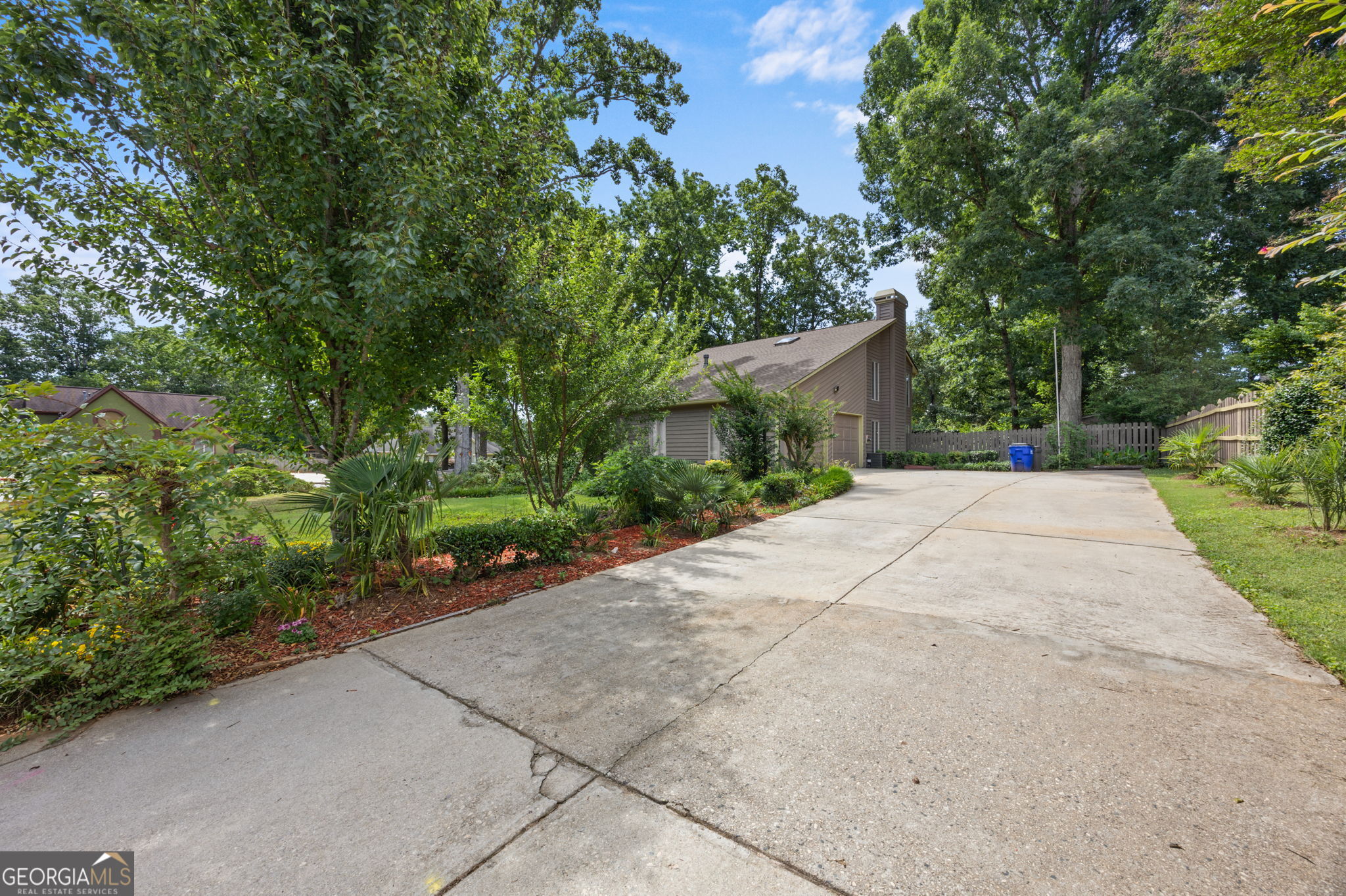 2335 Ettas Circle Se Property Photo 41