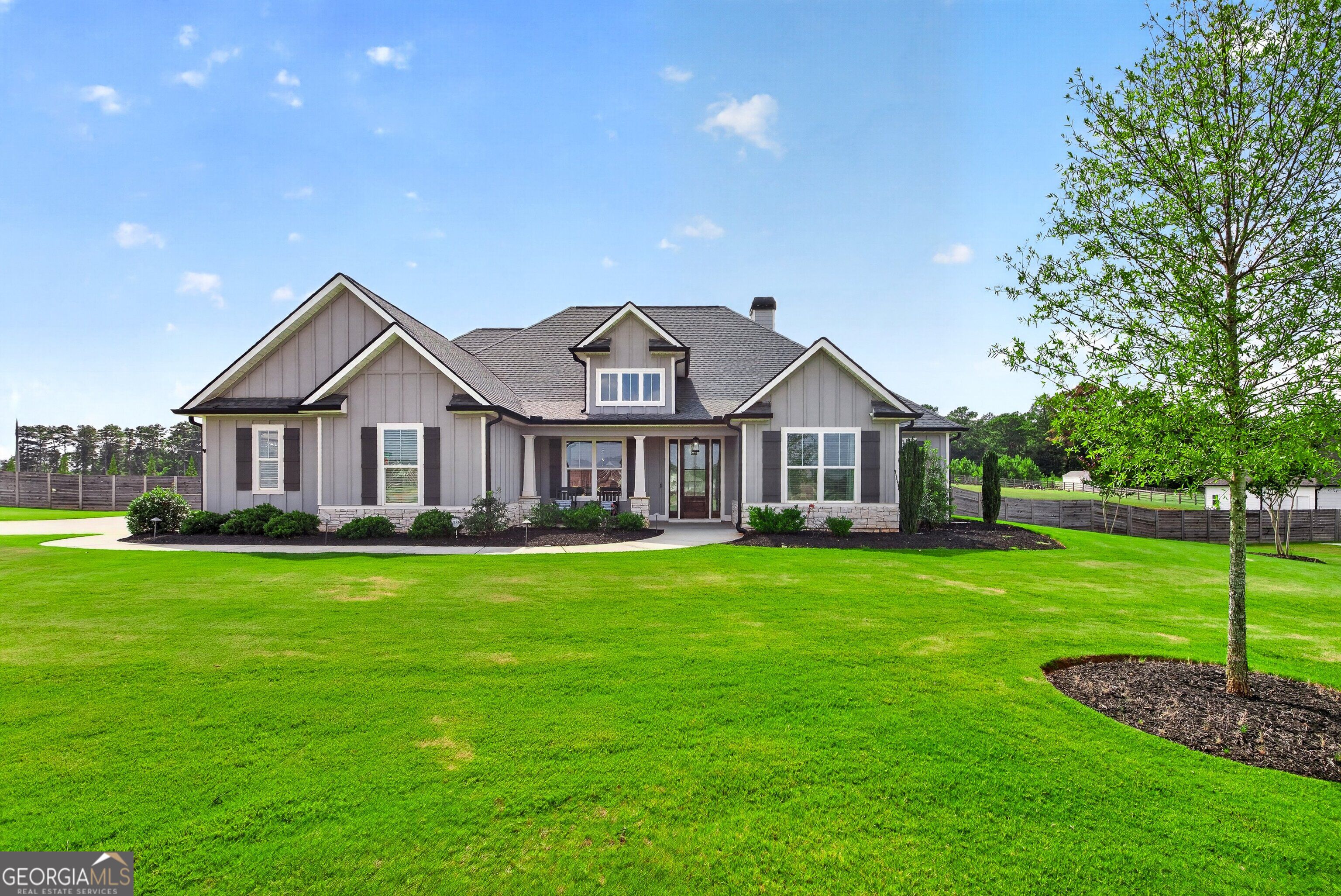 155 Graceton Farms Drive Property Photo 4
