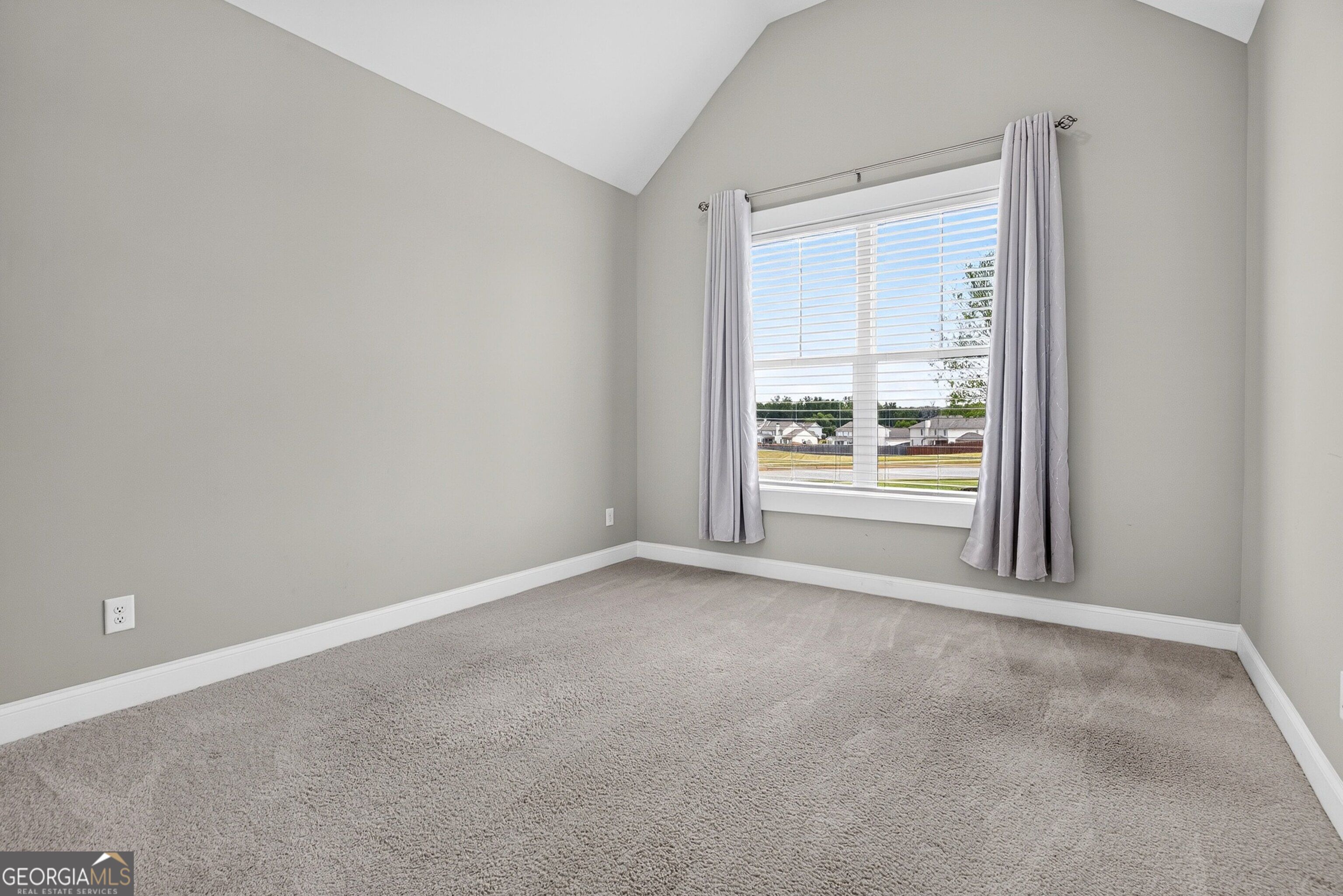 155 Graceton Farms Drive Property Photo 14