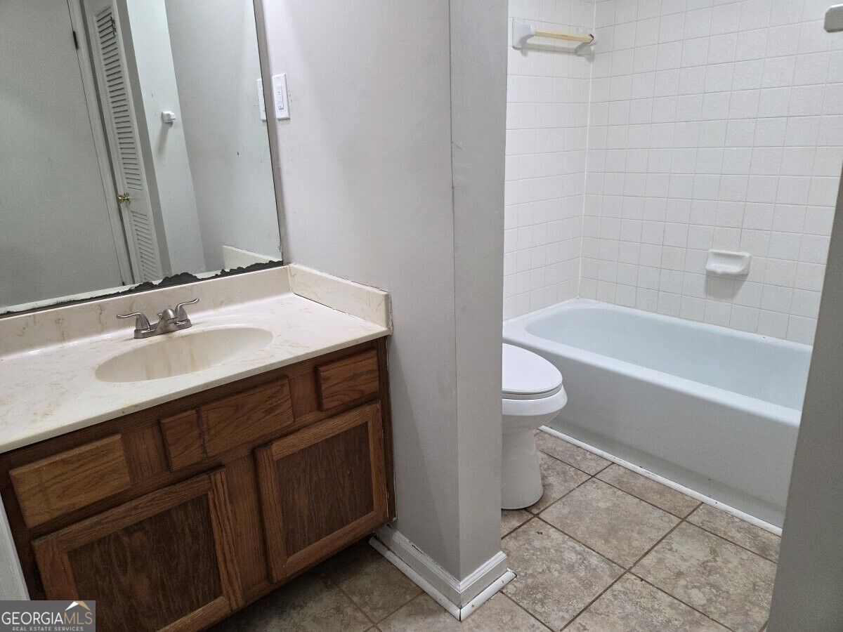 9412 Cypress Lane Property Photo 8