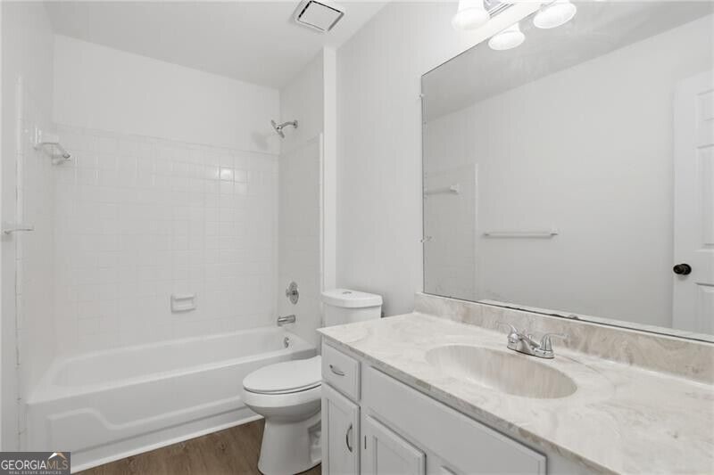 558 Russett Court Sw Property Photo 33