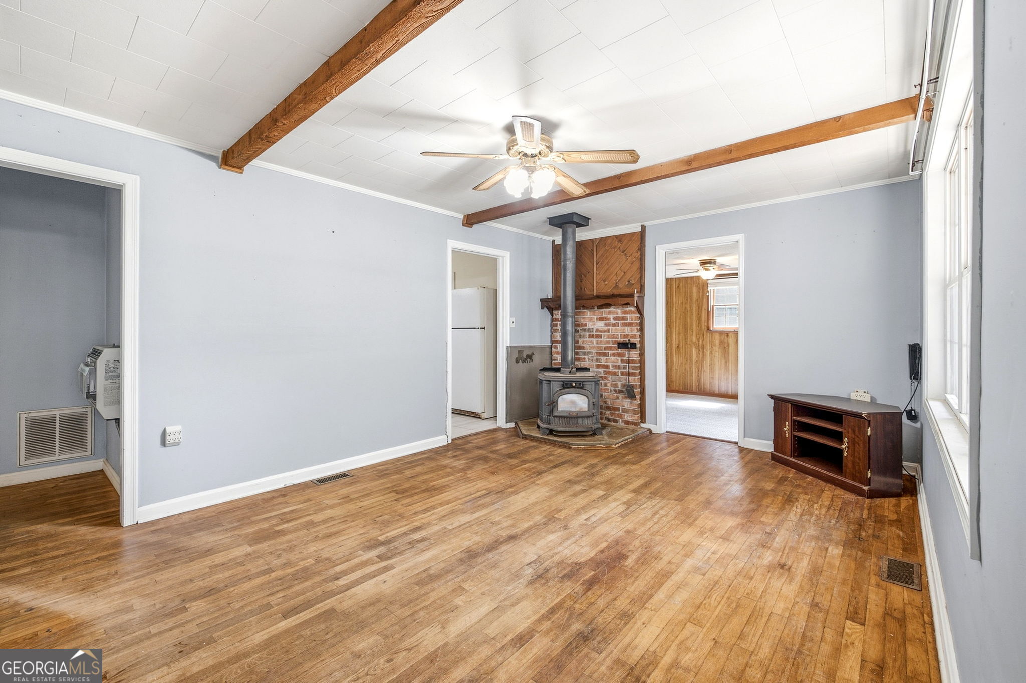 2124 Highway 105 Property Photo 8