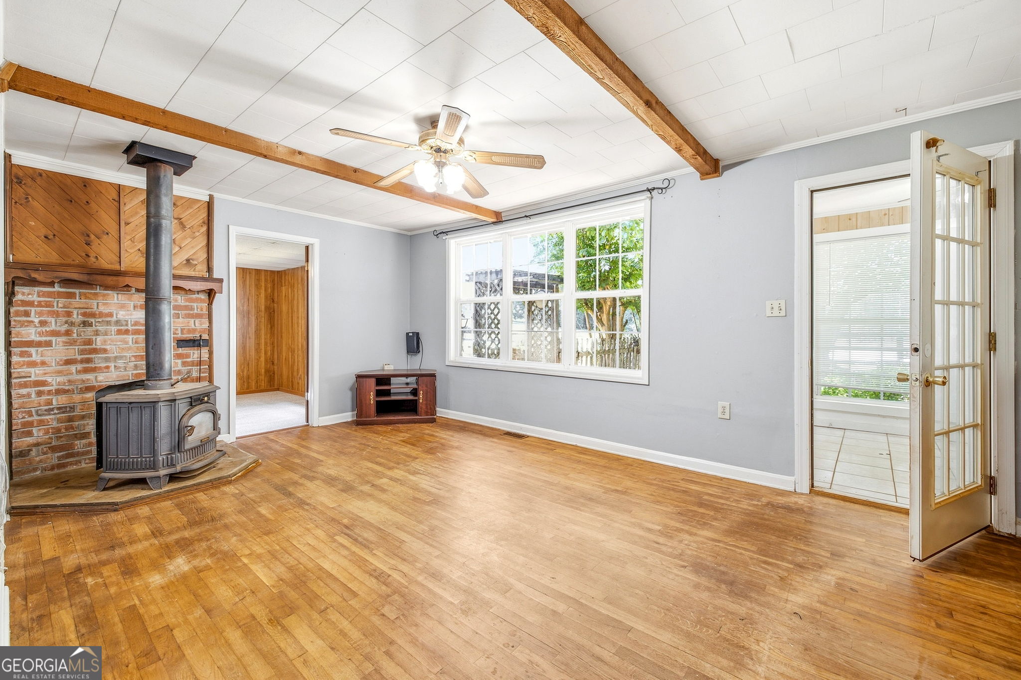 2124 Highway 105 Property Photo 10