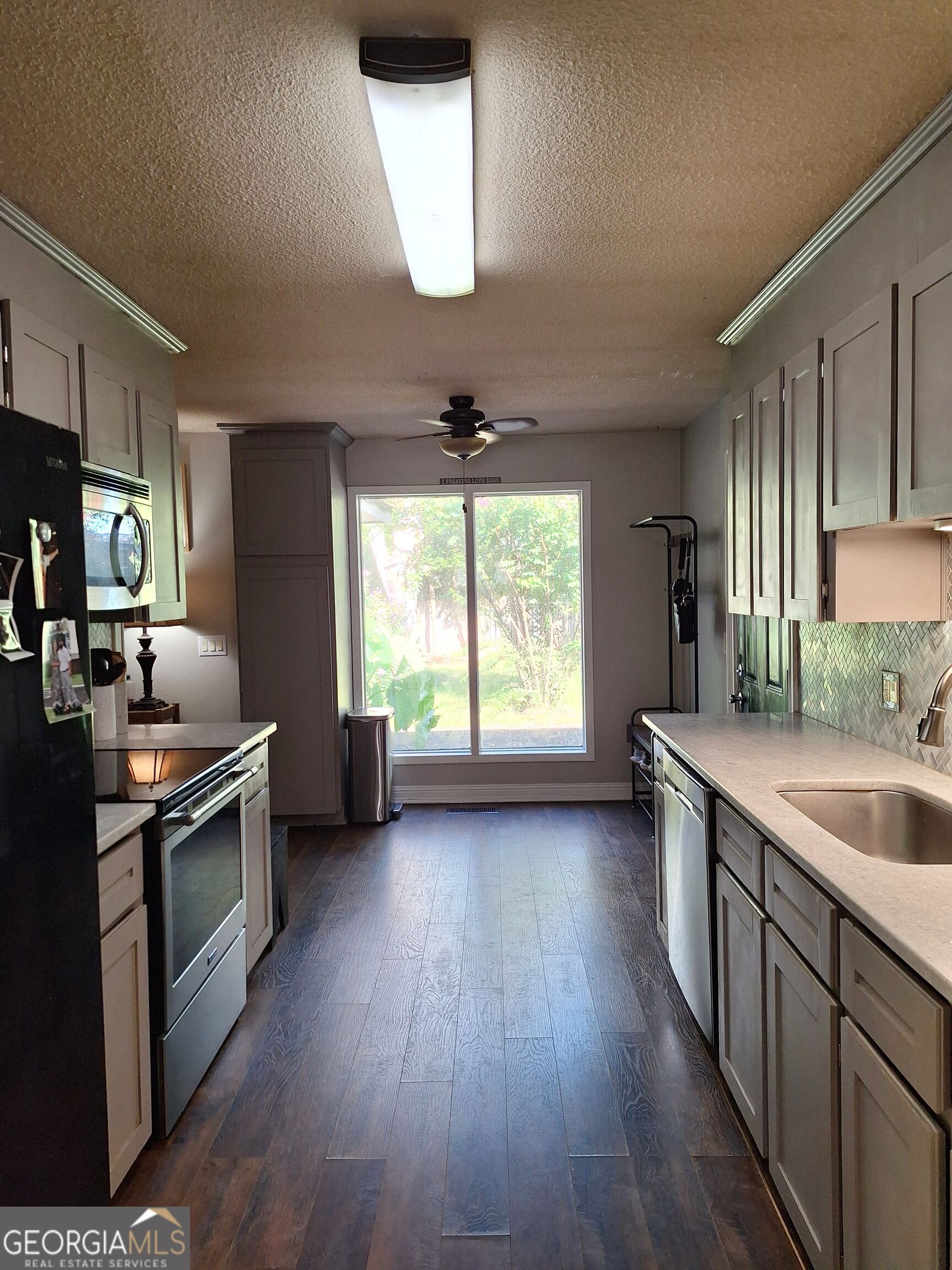 631 Todd Circle Property Photo 6