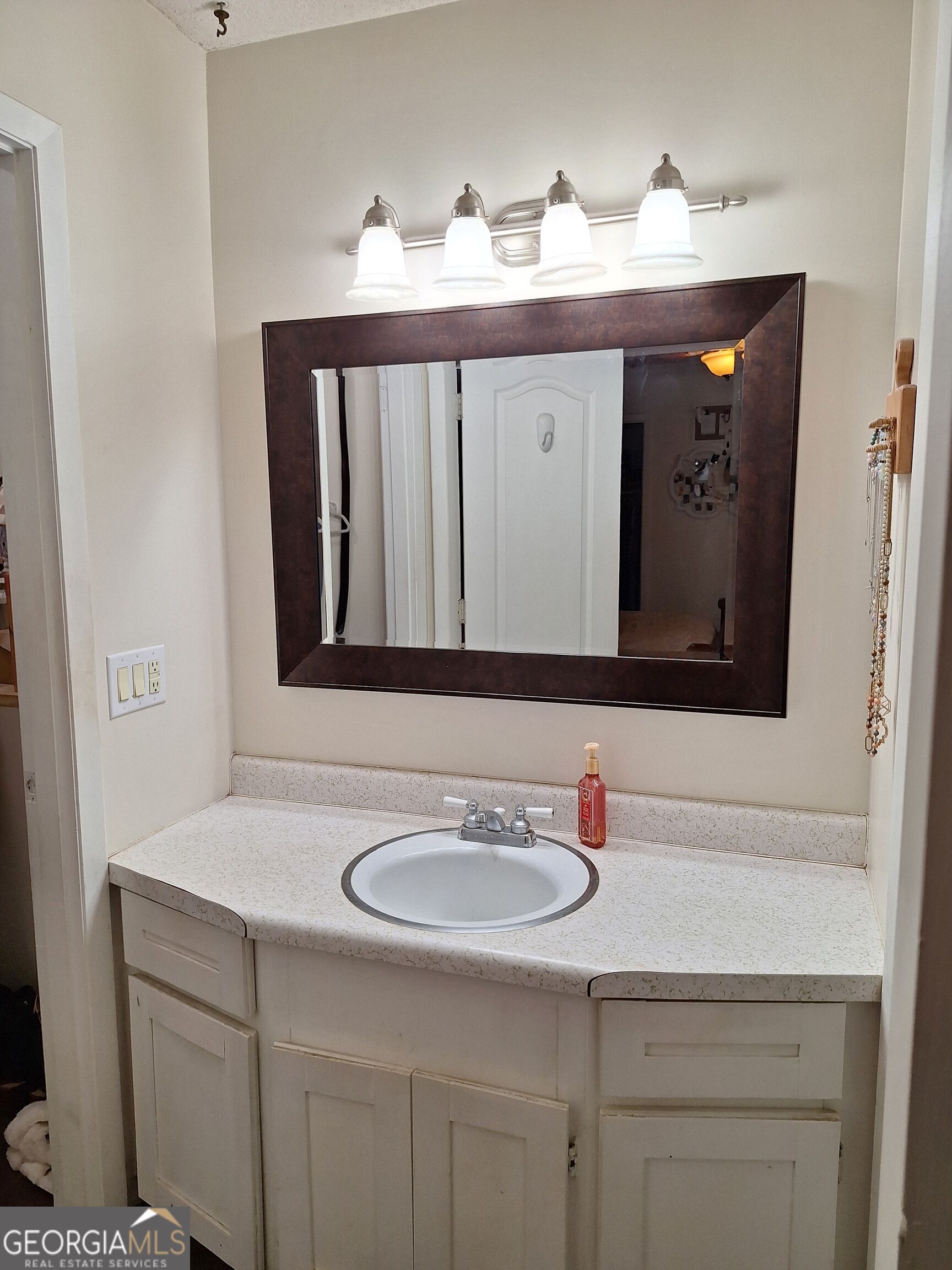631 Todd Circle Property Photo 15