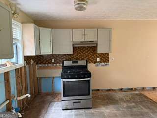 305 Creighton Avenue Property Photo 3