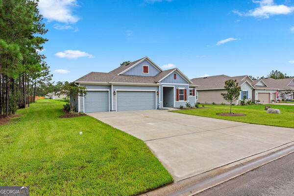 137 Breakwater Loop Property Photo 4