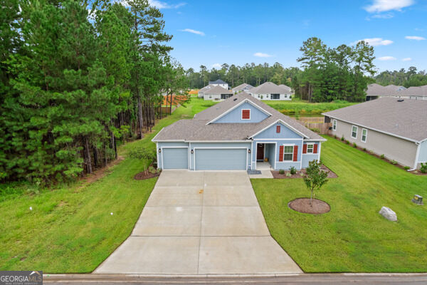 137 Breakwater Loop Property Photo 5