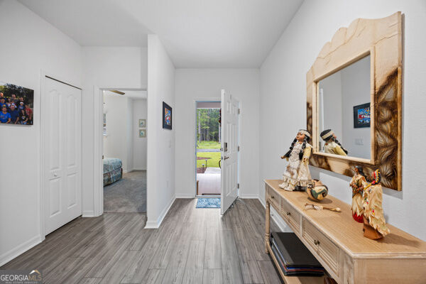 137 Breakwater Loop Property Photo 9