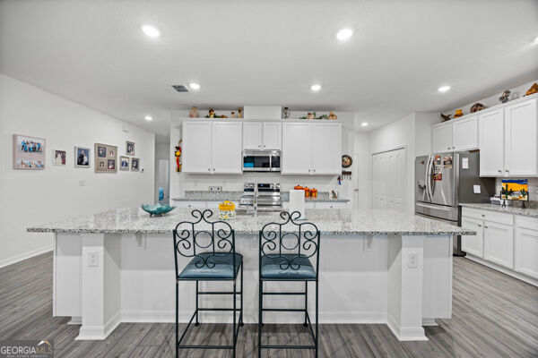 137 Breakwater Loop Property Photo 15