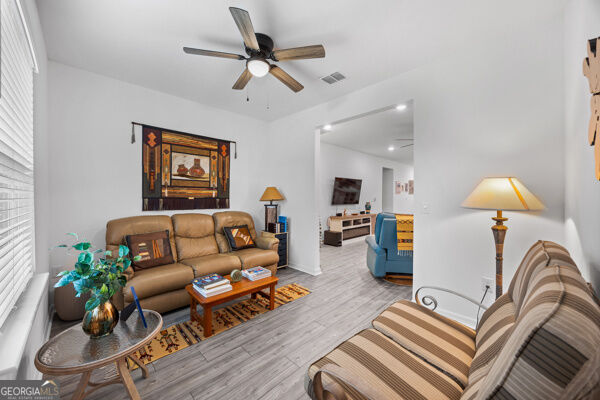137 Breakwater Loop Property Photo 27