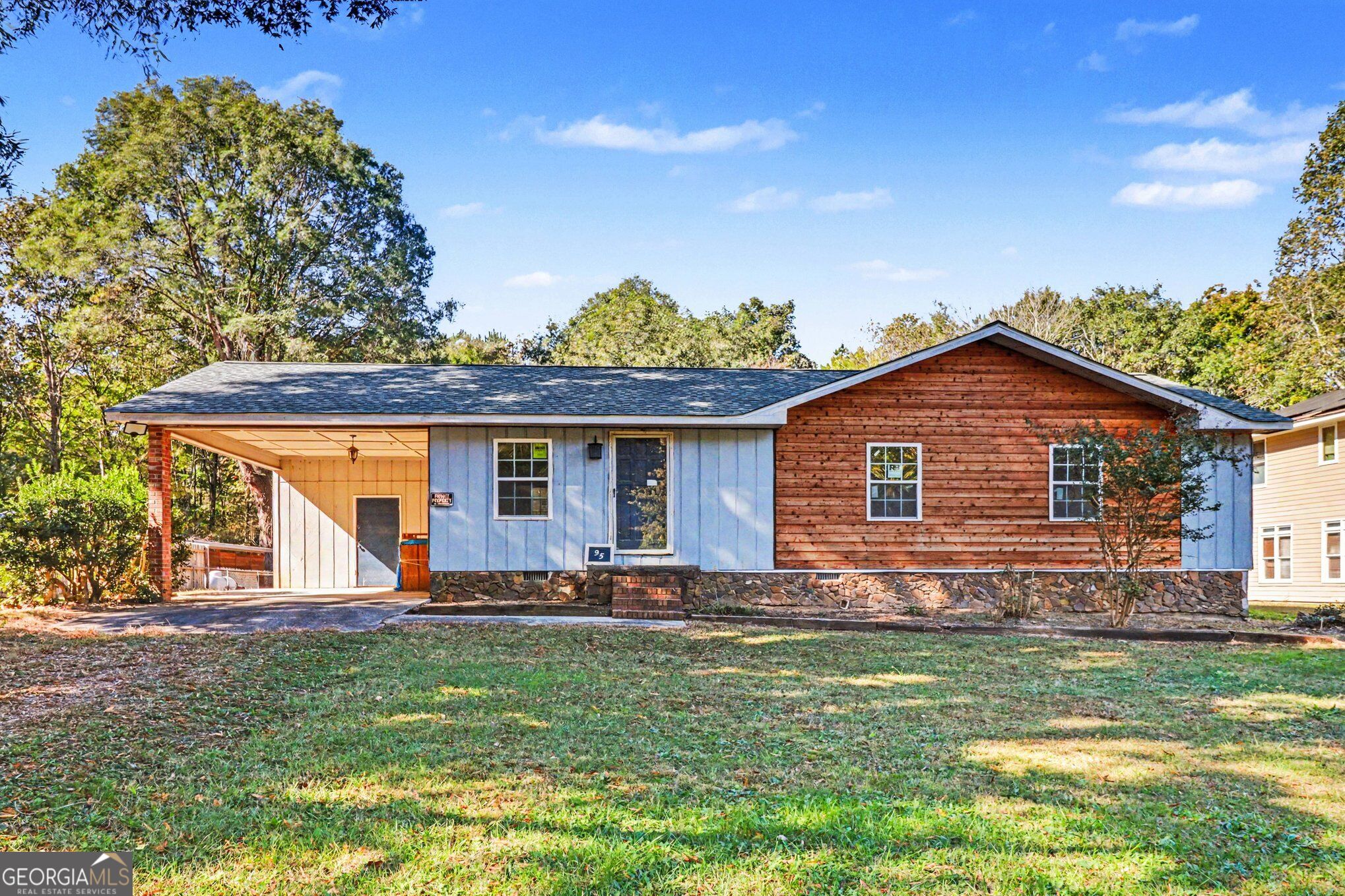 95 Hawkins Road Property Photo 1